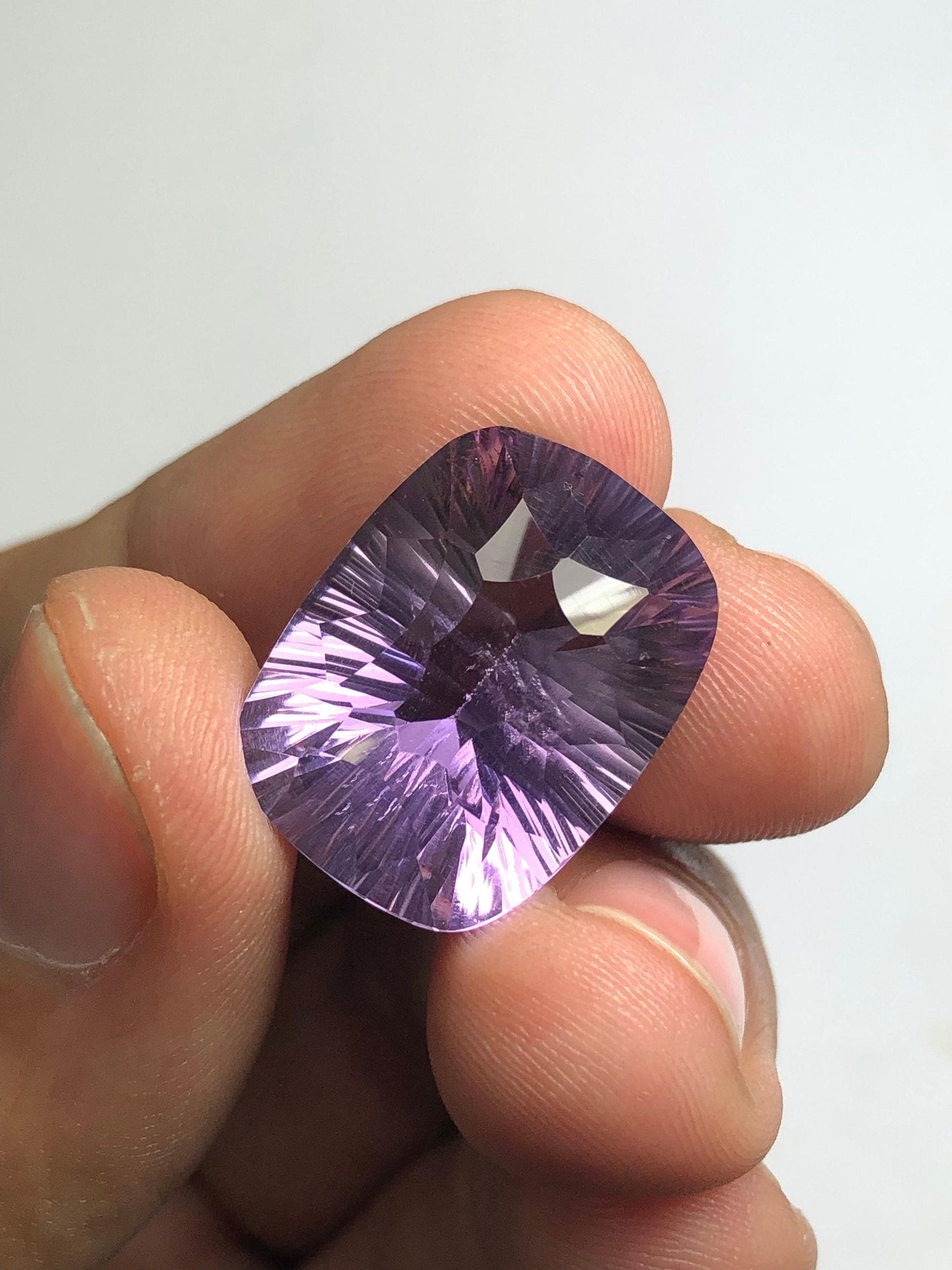 Amethyst Faceted 20.60 ct - Deep Violet Gem for Luxury Jewelry