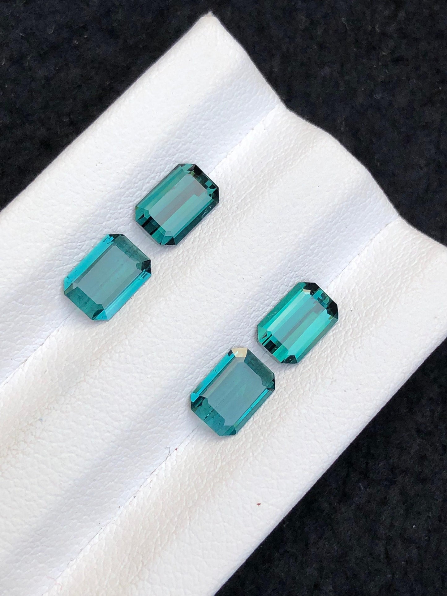 Indicolite Tourmaline Faceted Pair 2.90 ct - Earrings Stones from Afghanistan