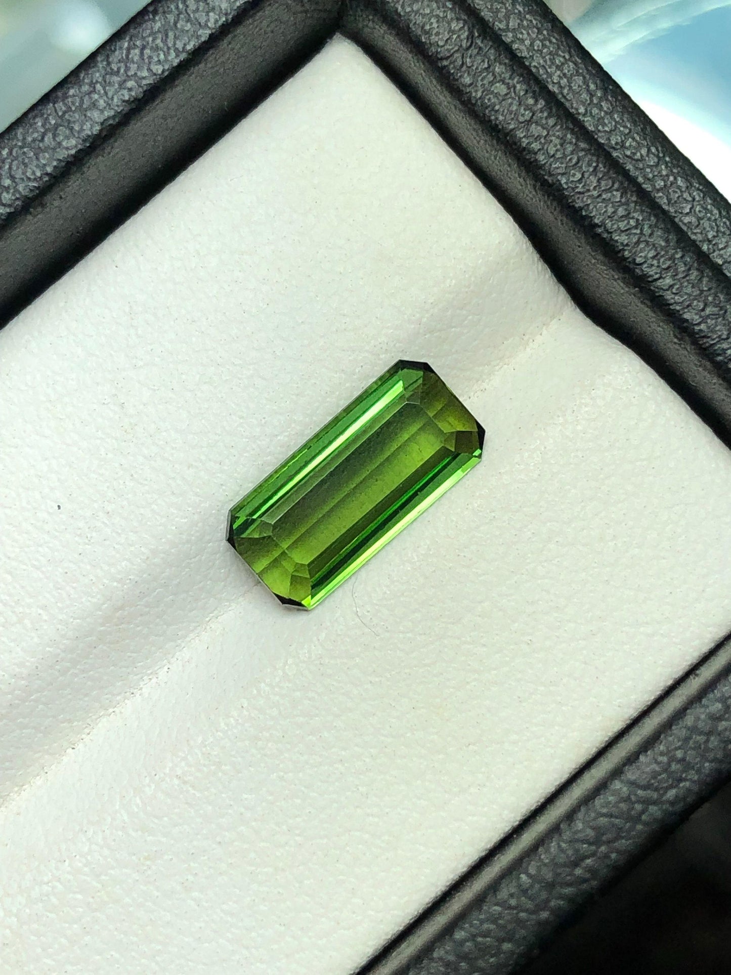 Green Tourmaline Faceted 2.45 ct - Loose Gem from Afghanistan