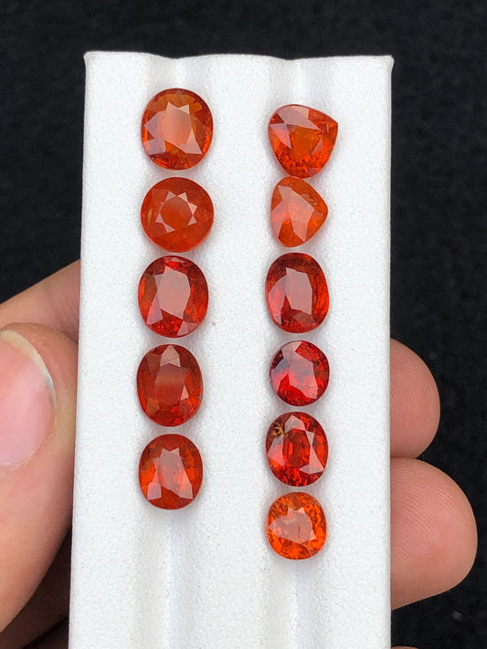 Hessonite Garnet Faceted 25 ct - Jewelry Gemstone from Sri Lanka