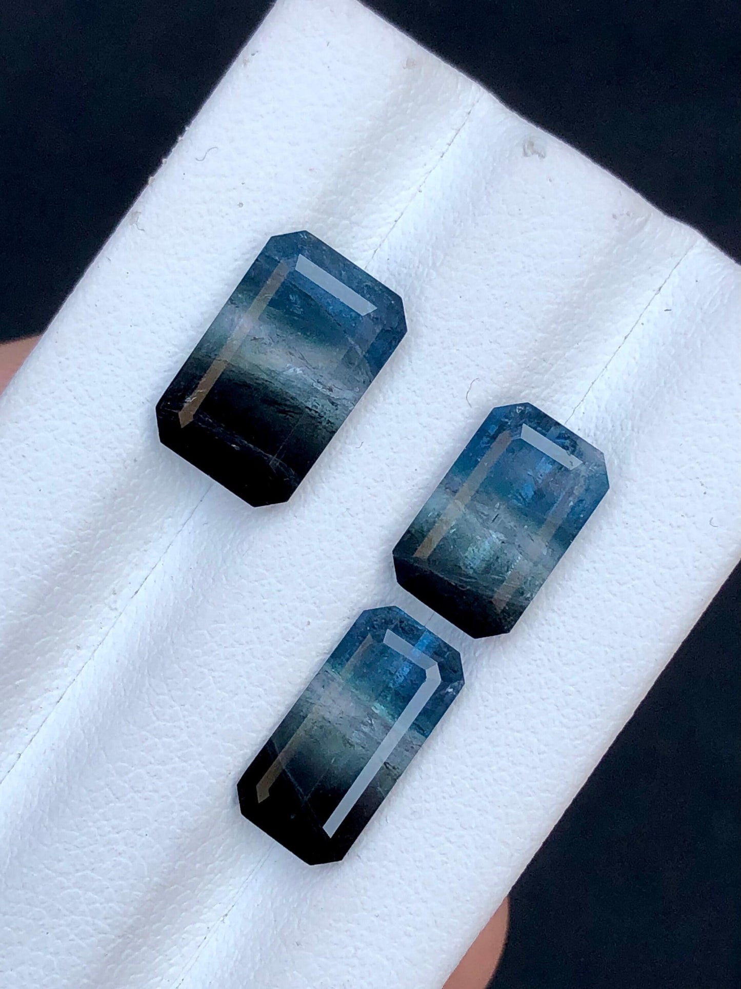 Bi colour Tourmaline Faceted 11 ct - Natural Loose Gemstone