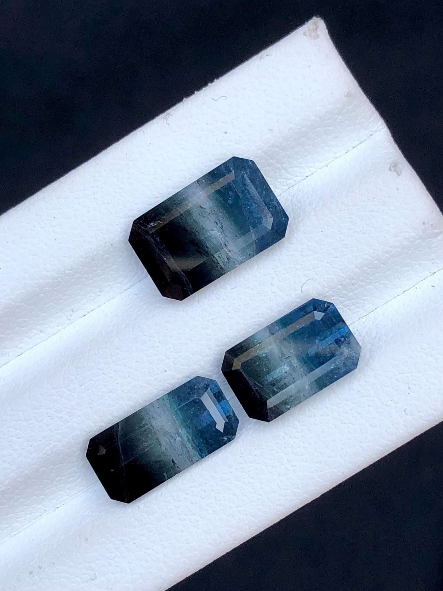 Bi colour Tourmaline Faceted 11 ct - Natural Loose Gemstone