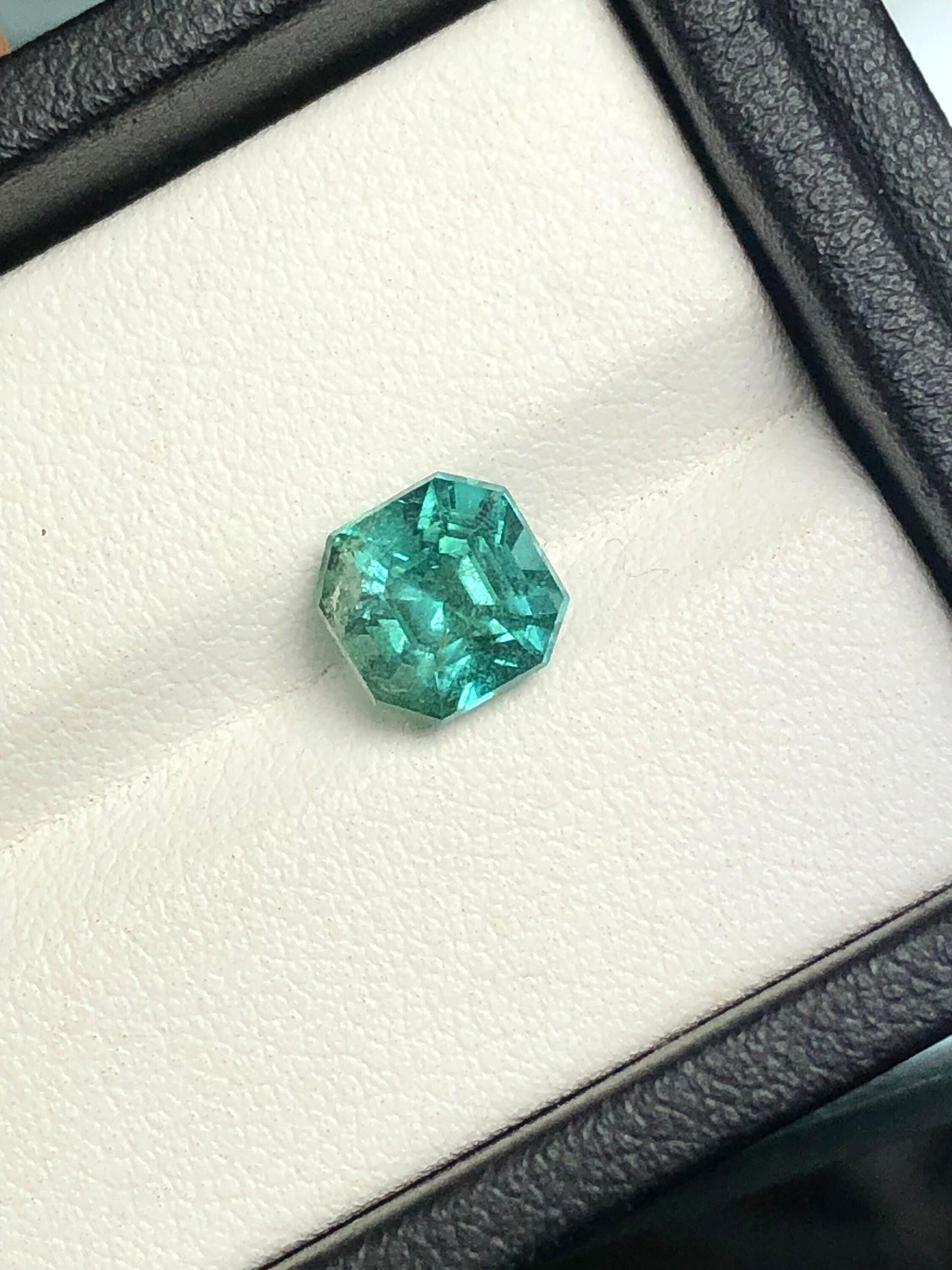 Blue Tourmaline Faceted 2.40 ct - Ring & Earring Gemstone Afghanistan