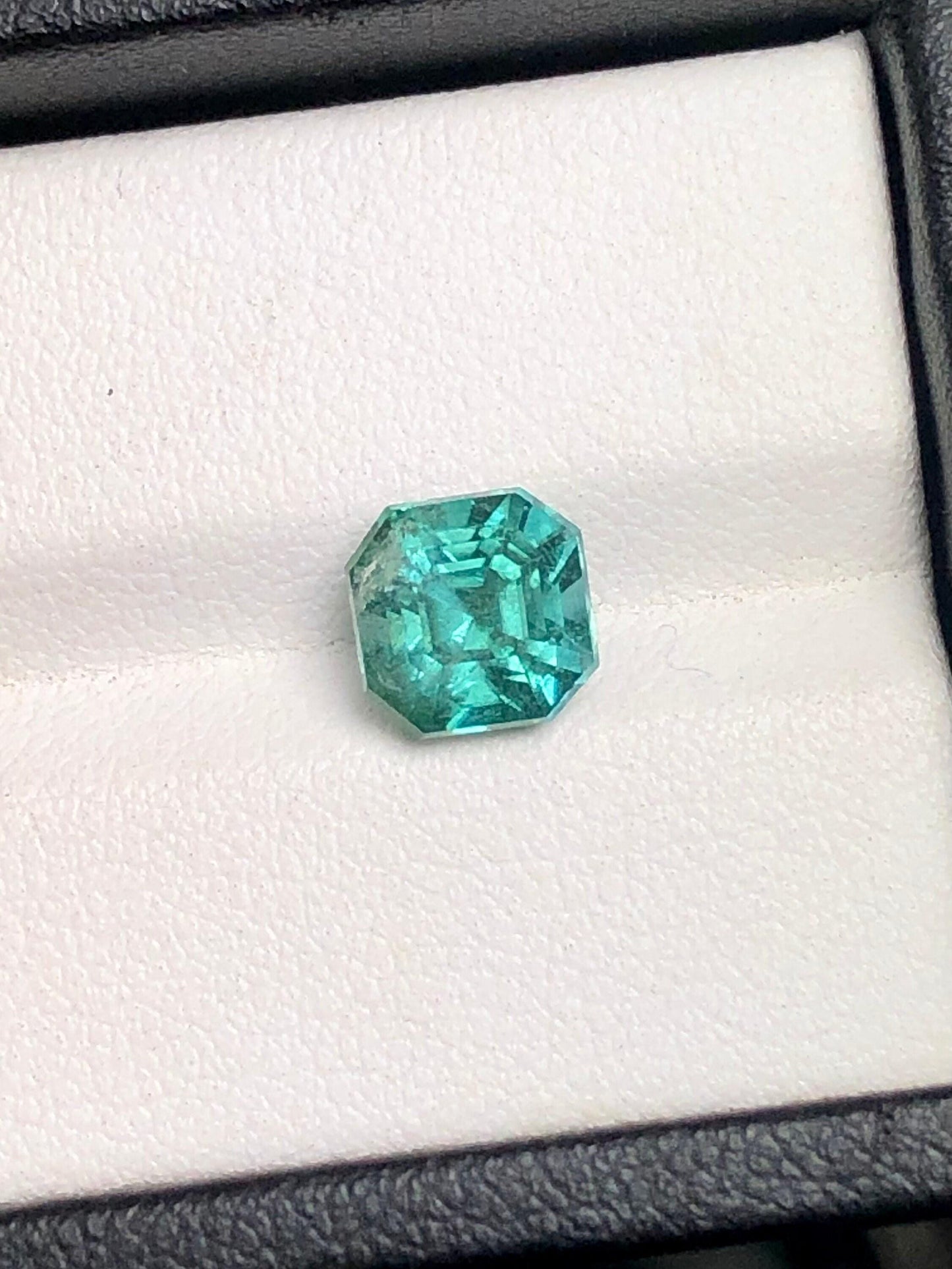 Blue Tourmaline Faceted 2.40 ct - Ring & Earring Gemstone Afghanistan