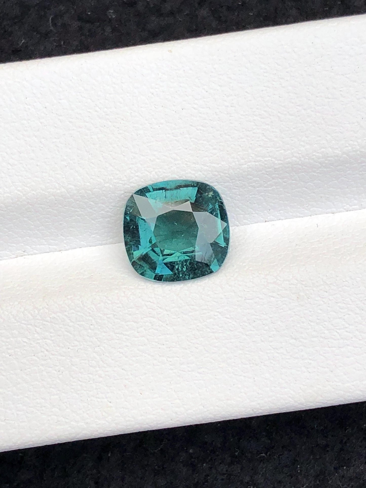 Blue Tourmaline Faceted 2.55 ct - Fine Jewelry Gemstone Afghanistan