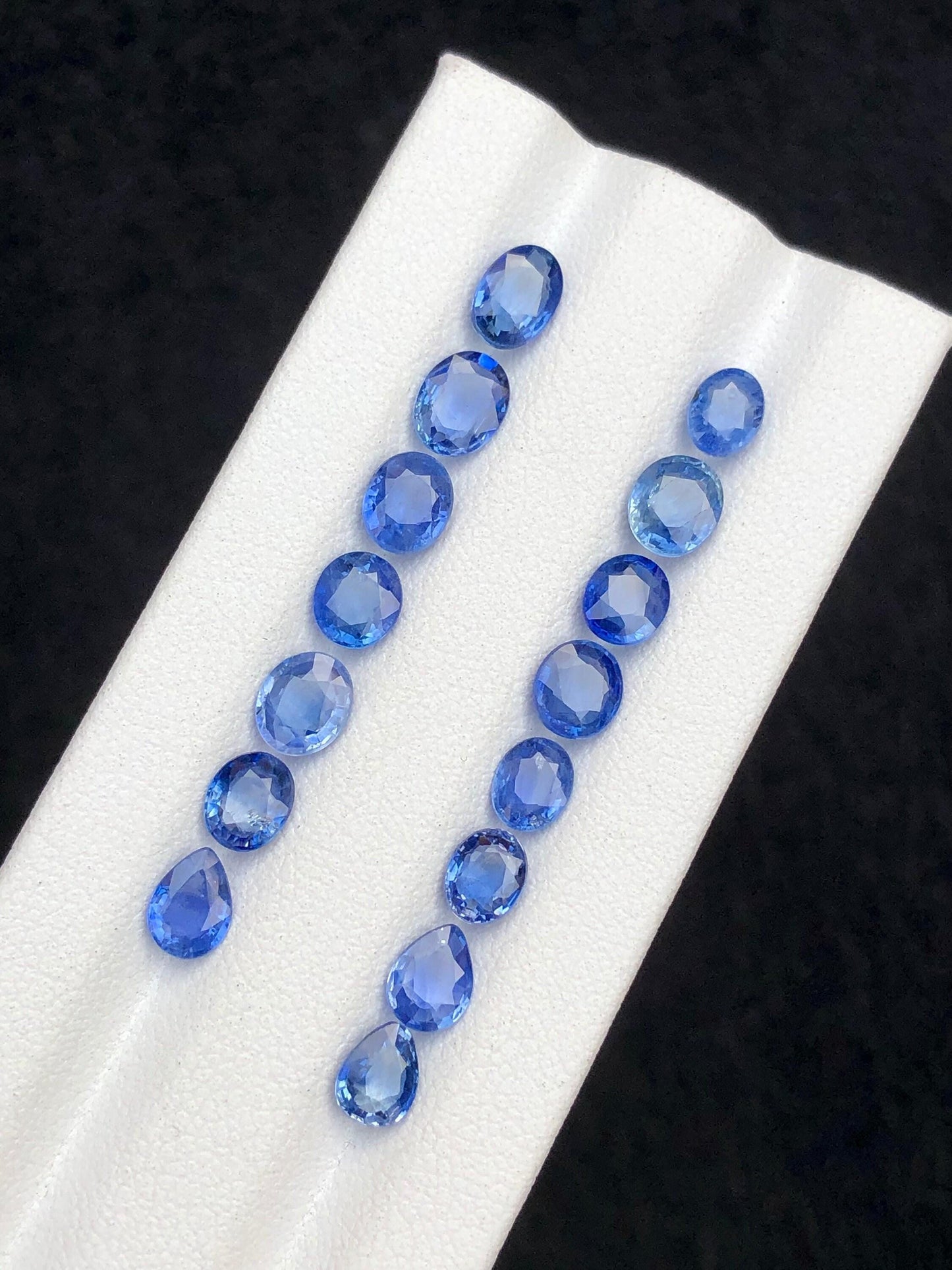 Sapphire Faceted Lot 10.20 ct - Loose Gemstone Parcel
