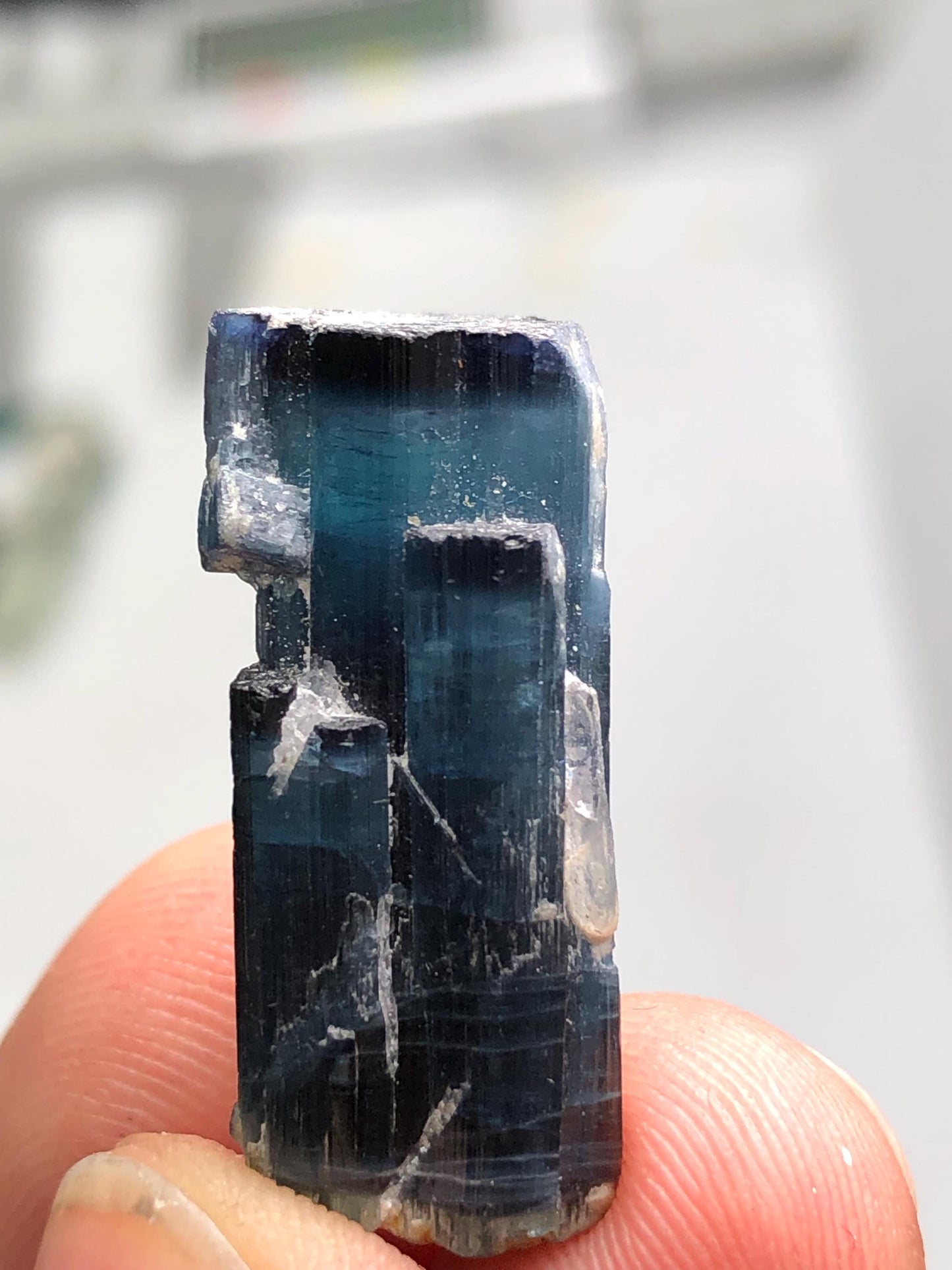 Blue Tourmaline Crystal 23 ct - Collector Mineral Specimen