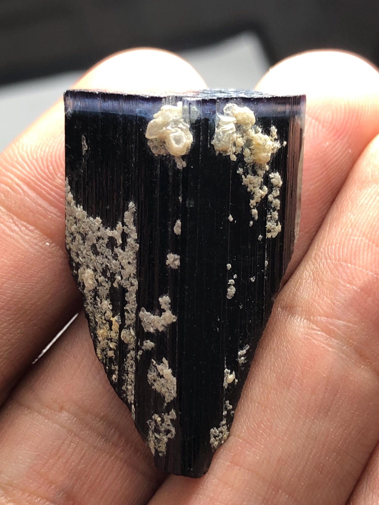 Bi Colour Tourmaline Crystal 14 g - Collector Mineral Specimen