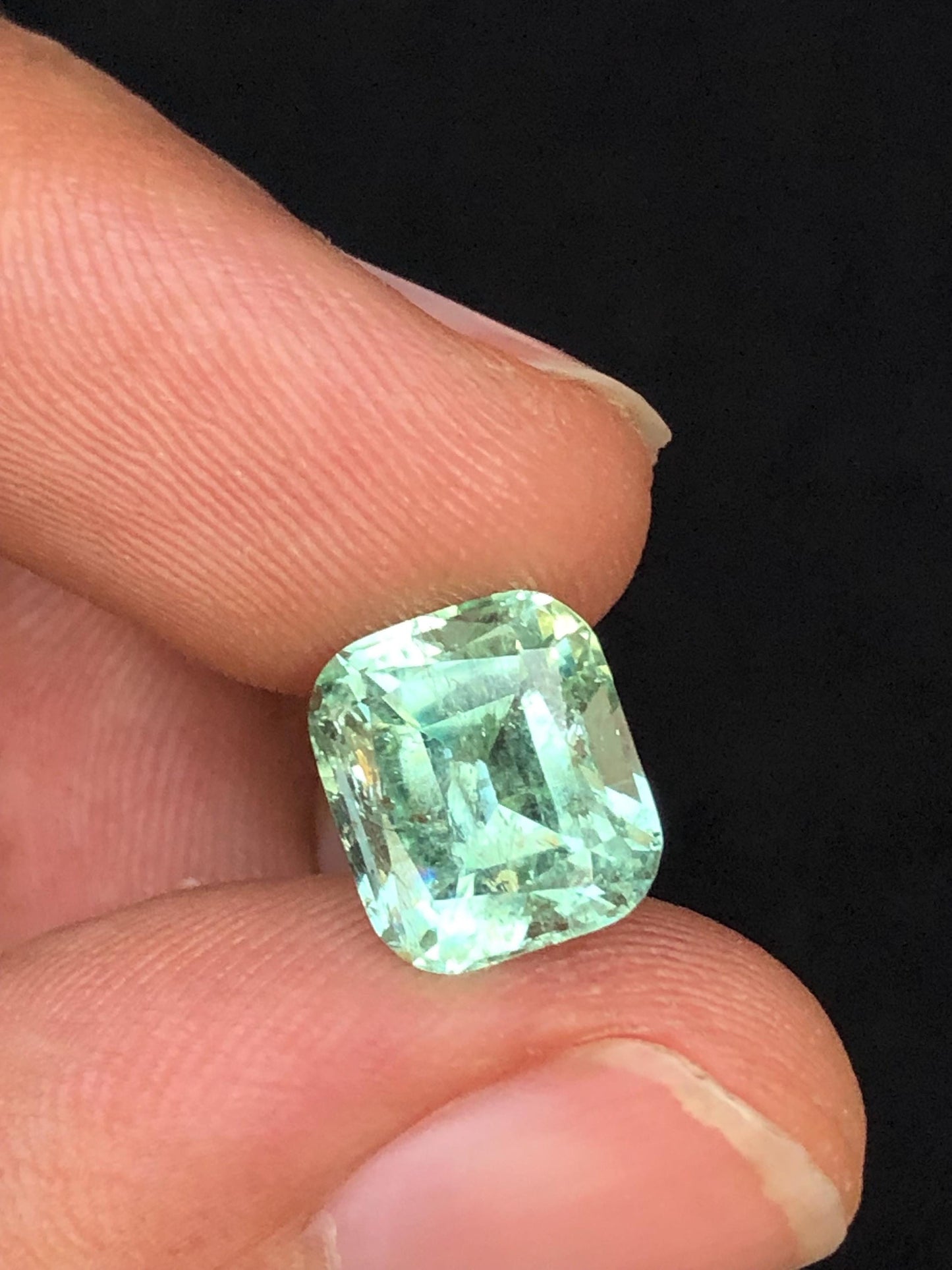 Mint Tourmaline Faceted 4.20 ct - Fine Jewelry Gemstone Afghanistan