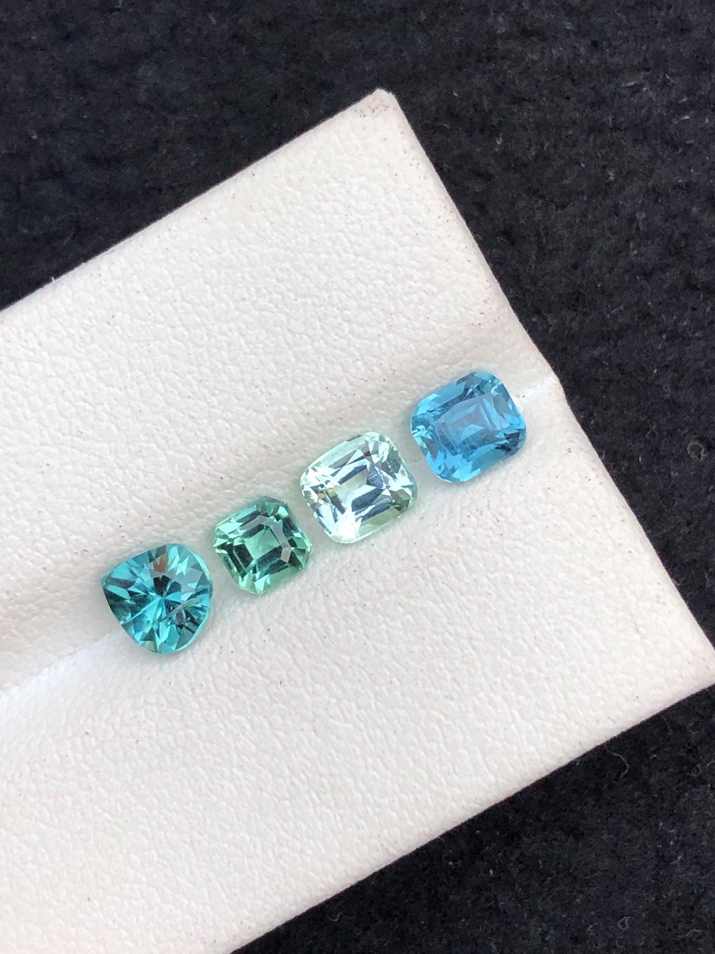 Blue Tourmaline Faceted 2.35 ct - Fine Jewelry Gemstone Afghanistan