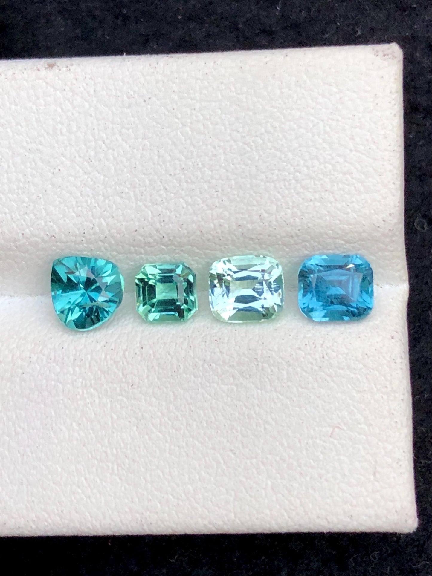 Blue Tourmaline Faceted 2.35 ct - Fine Jewelry Gemstone Afghanistan