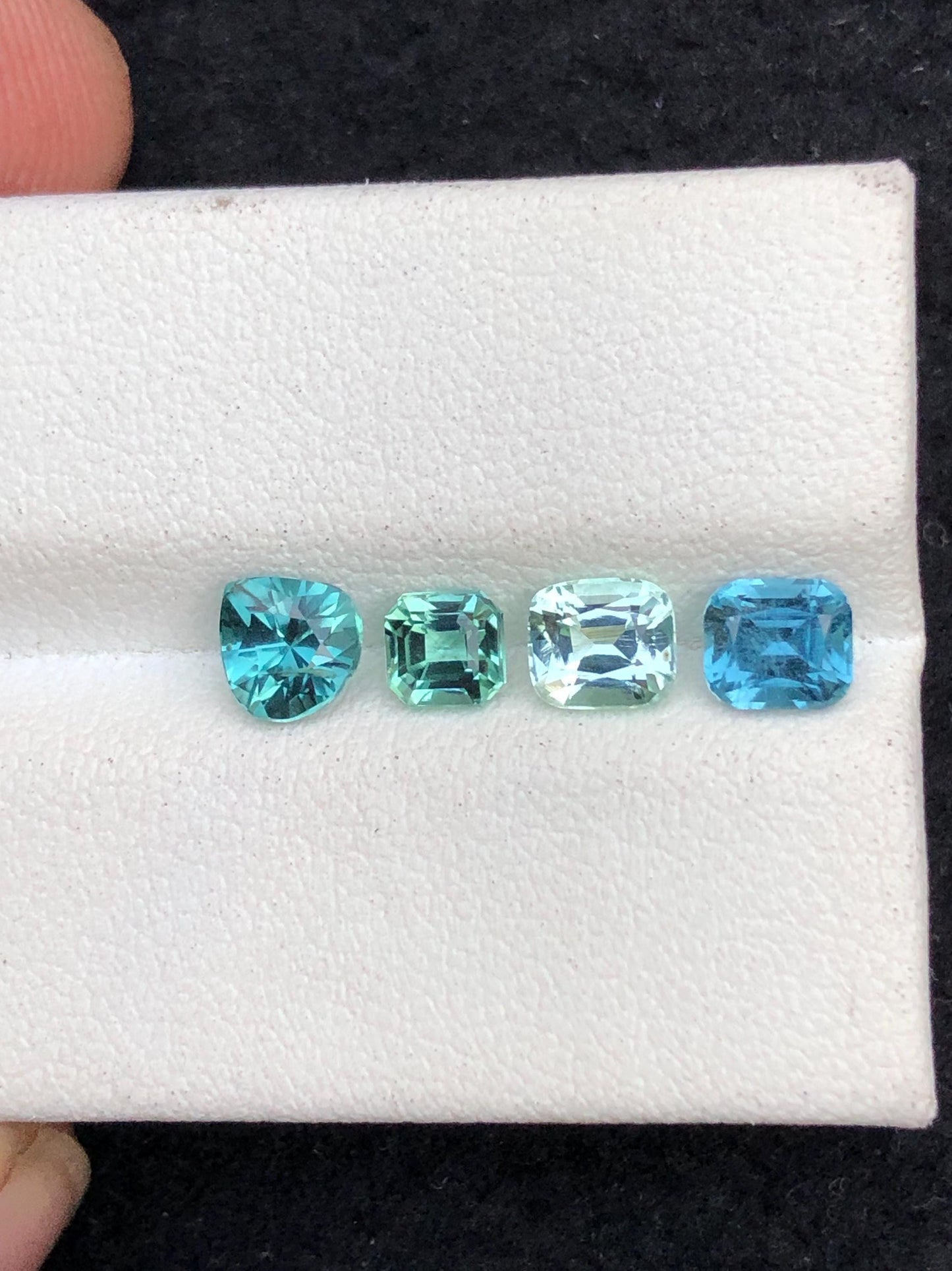 Blue Tourmaline Faceted 2.35 ct - Fine Jewelry Gemstone Afghanistan