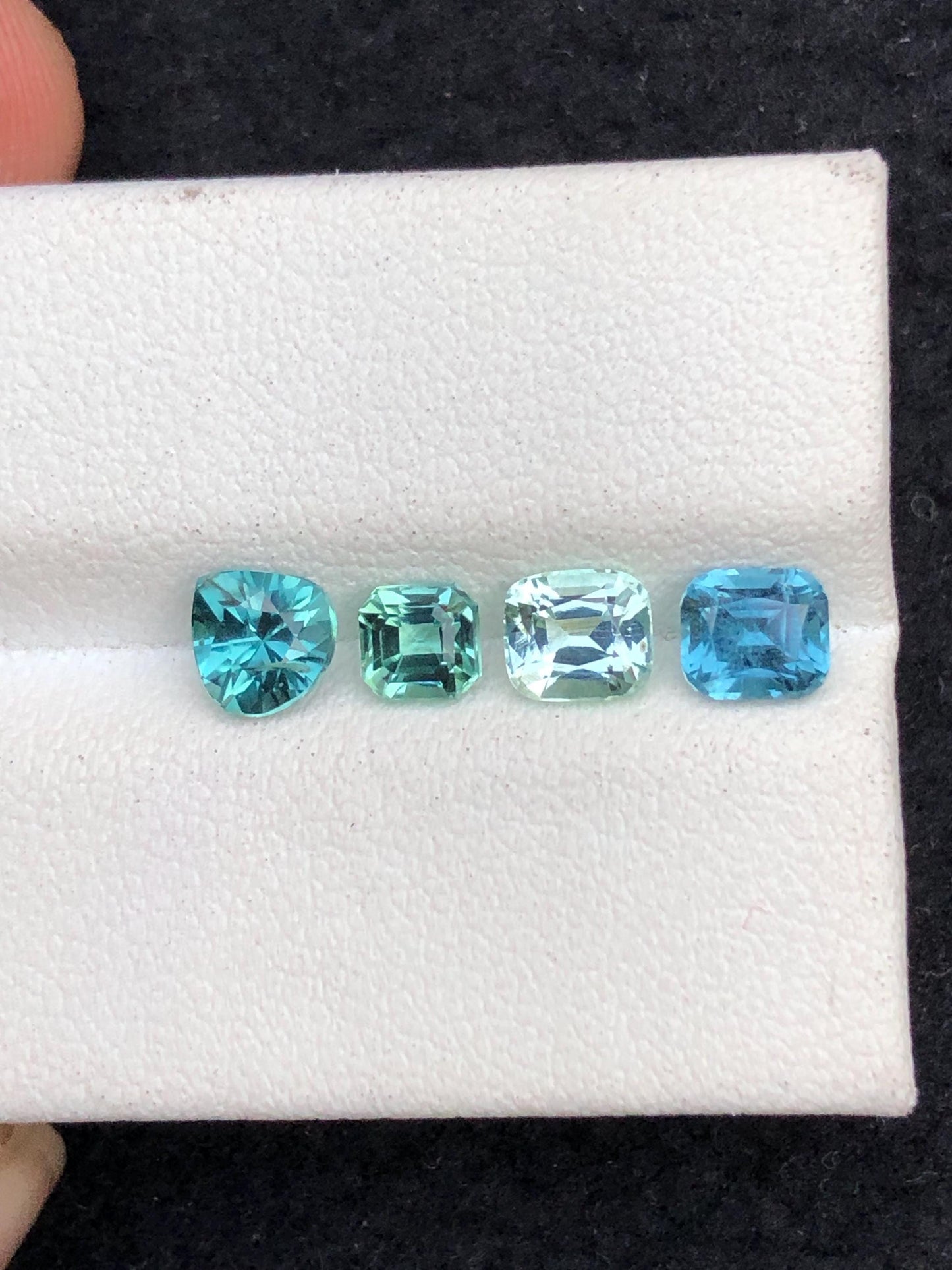 Blue Tourmaline Faceted 2.35 ct - Fine Jewelry Gemstone Afghanistan