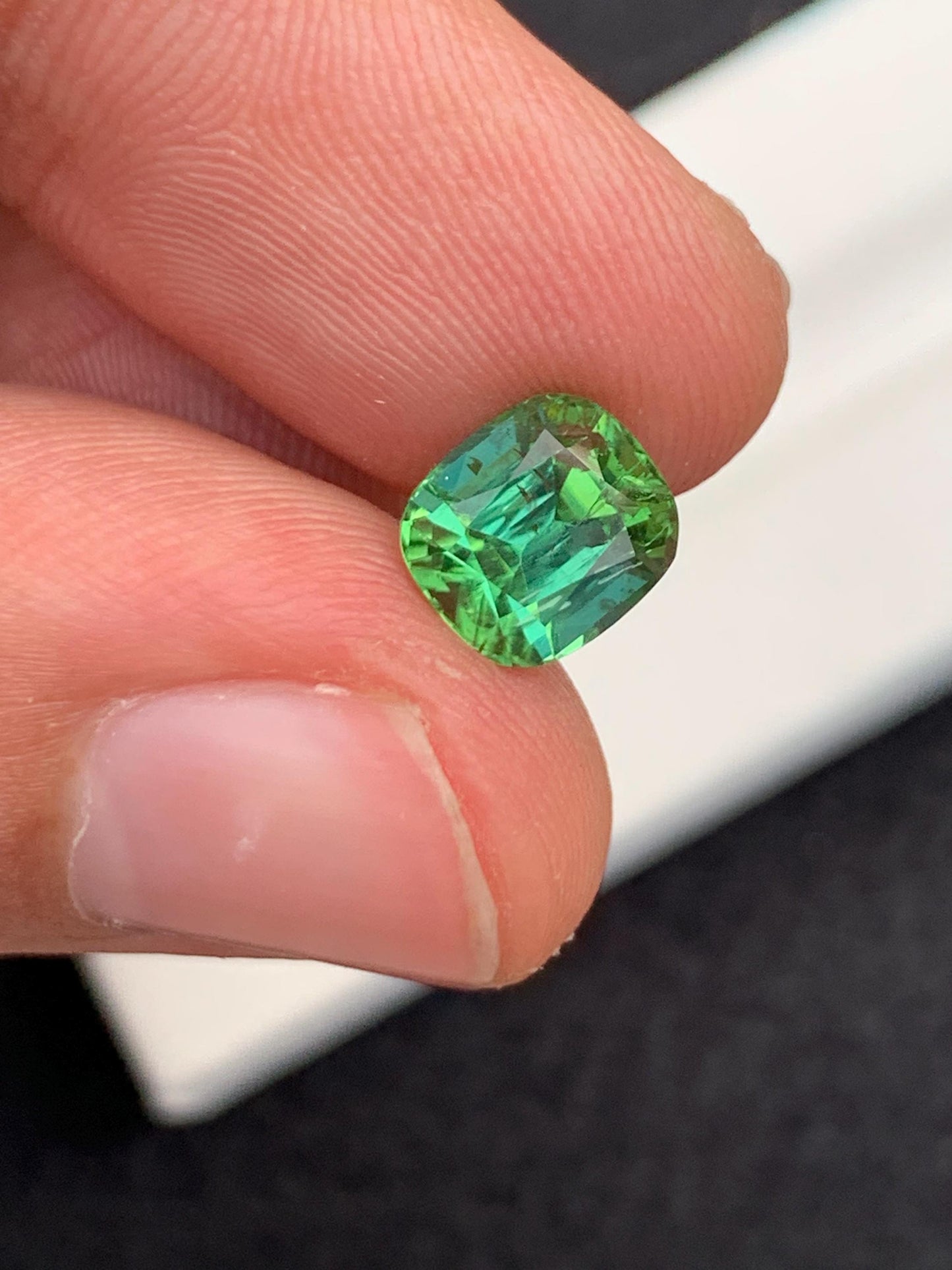 Blue Green Tourmaline Faceted 2.35 ct - Loose Jewelry Gemstone