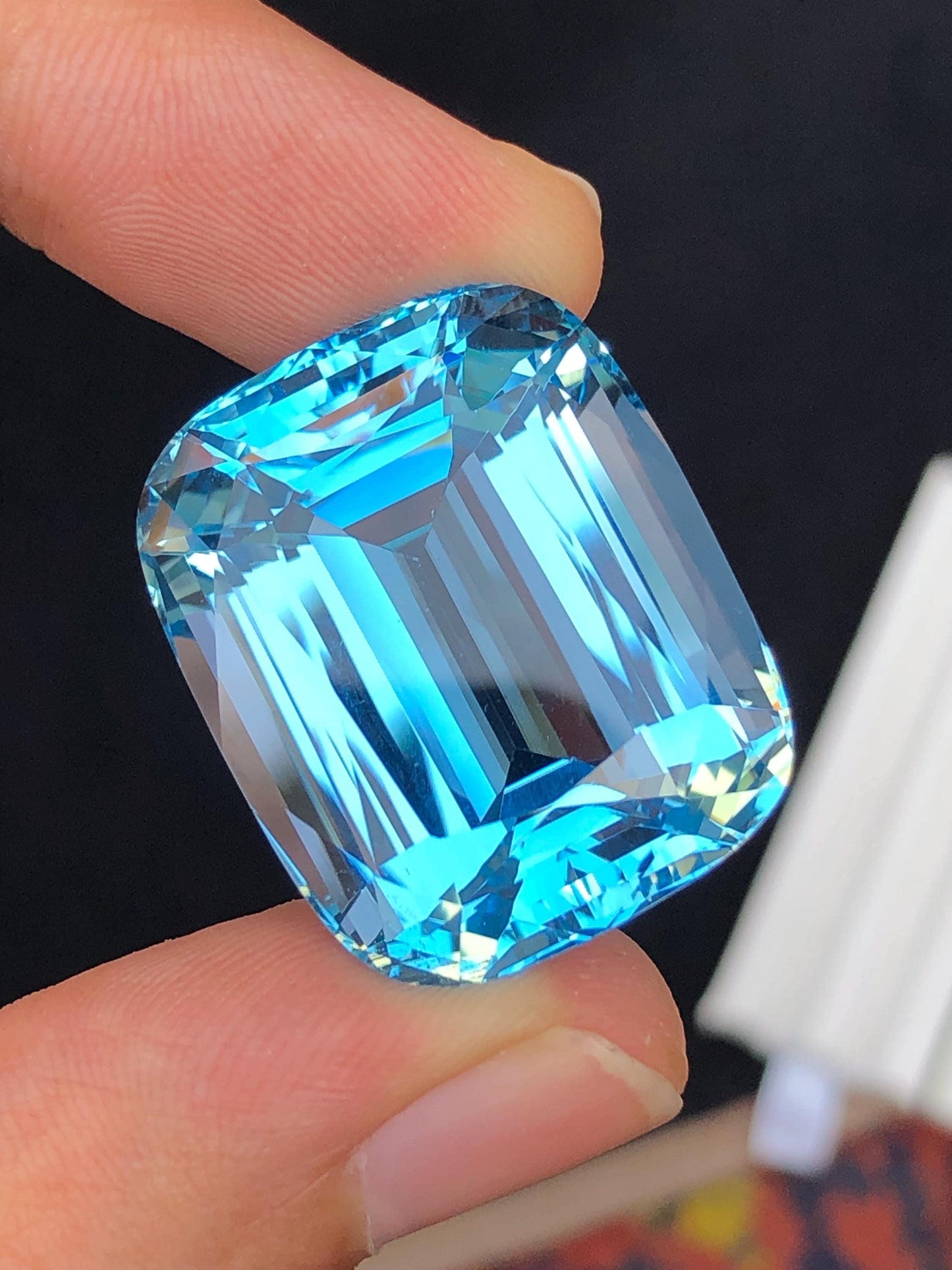 Swiss Topaz Faceted 85 ct - Collector Gemstone Parcel