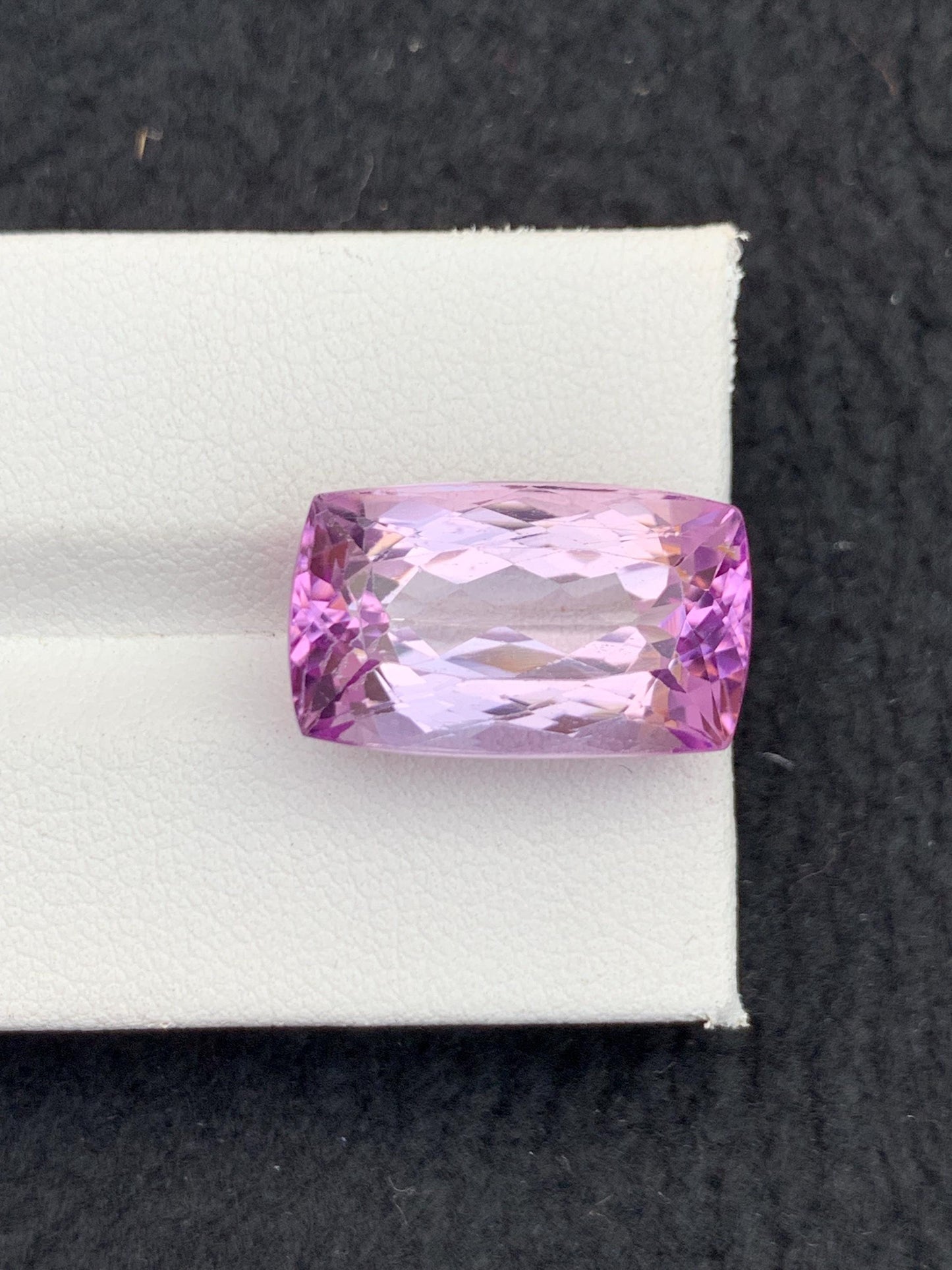 Kunzite Pink Faceted 16 ct - Fine Jewelry Gemstone