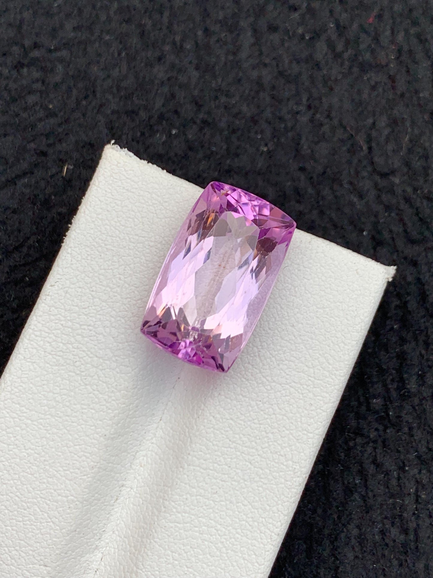 Kunzite Pink Faceted 16 ct - Fine Jewelry Gemstone