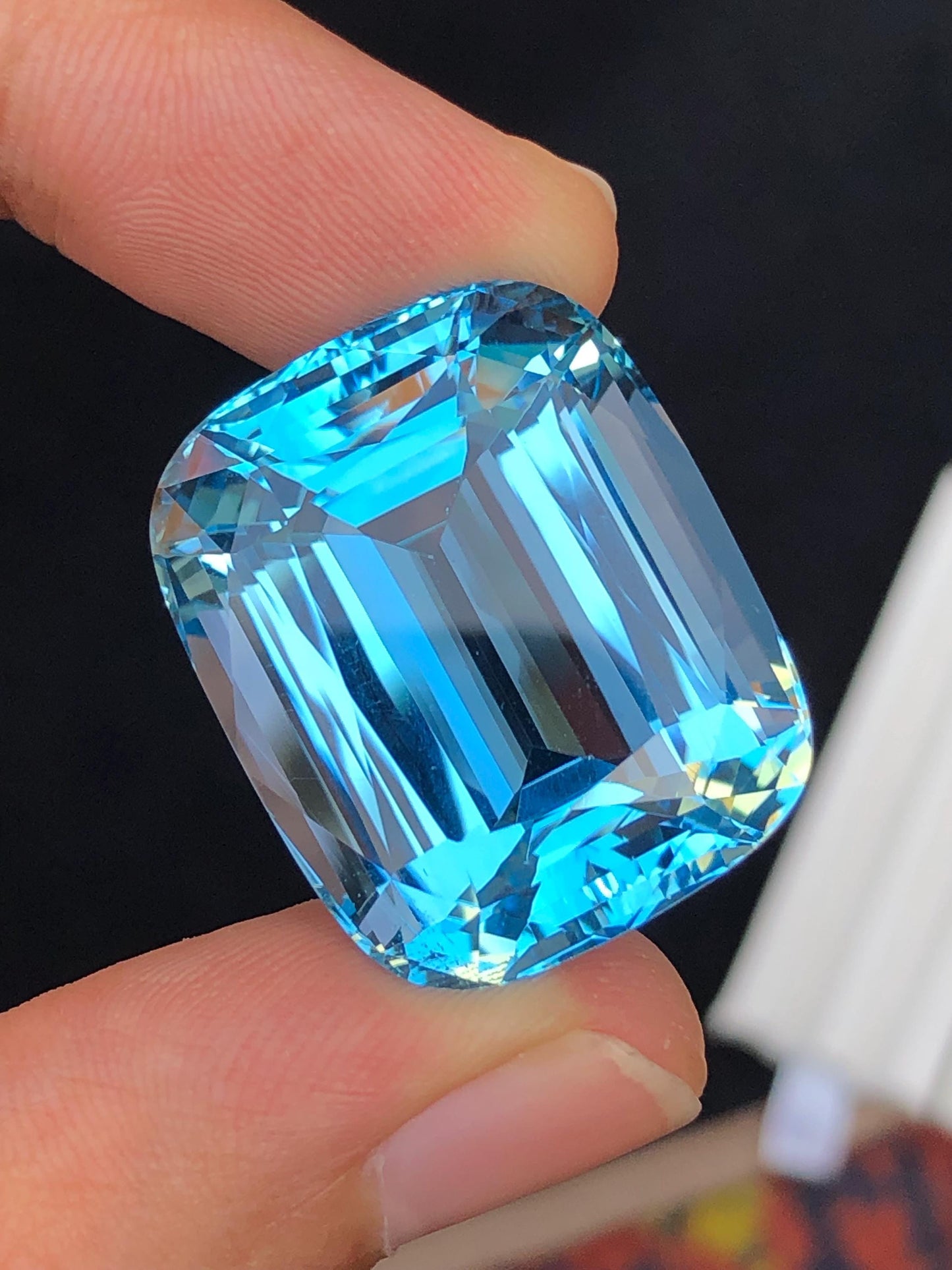 Swiss Topaz Faceted 85 ct - Collector Gemstone Parcel