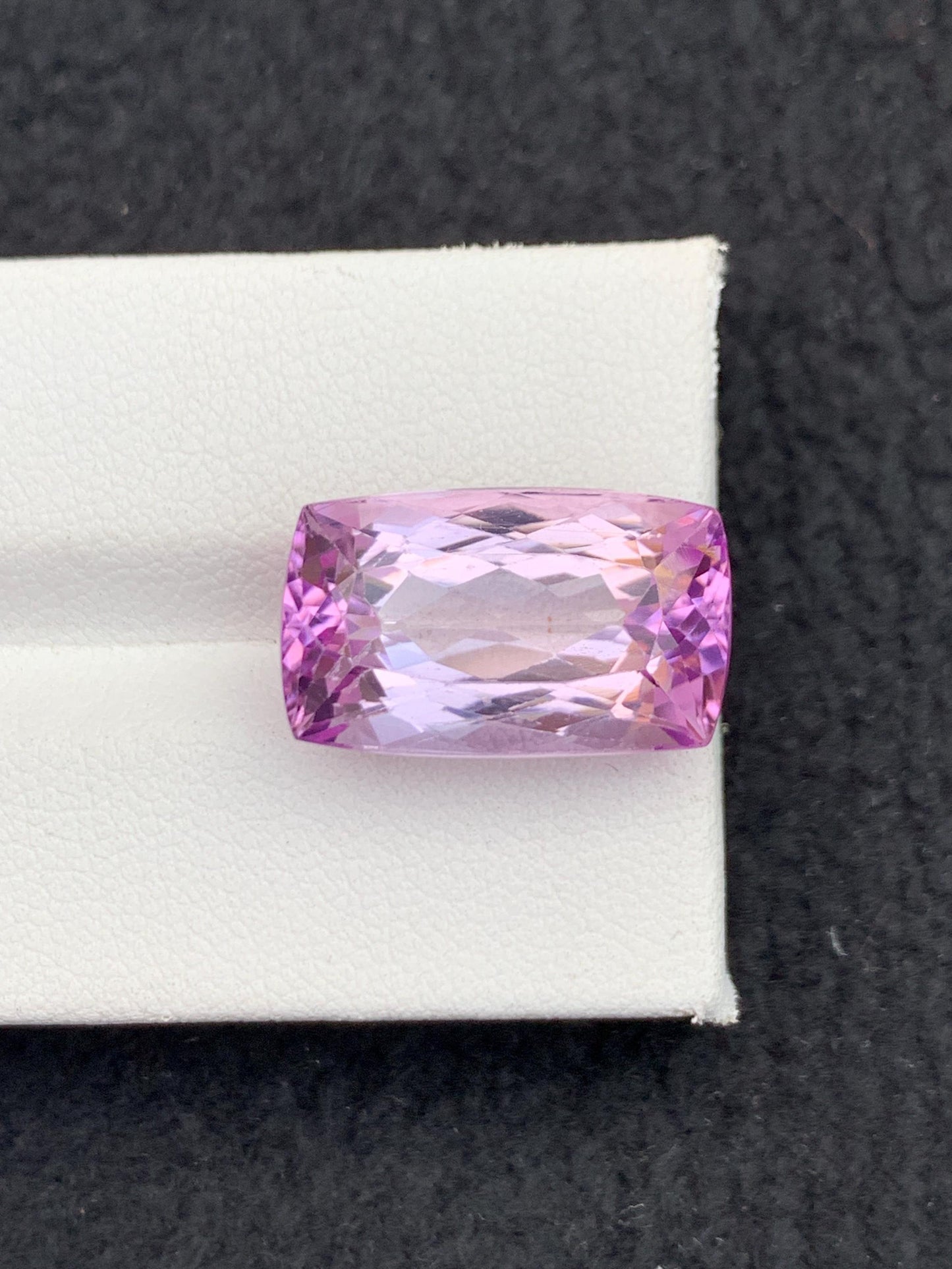 Kunzite Pink Faceted 16 ct - Fine Jewelry Gemstone