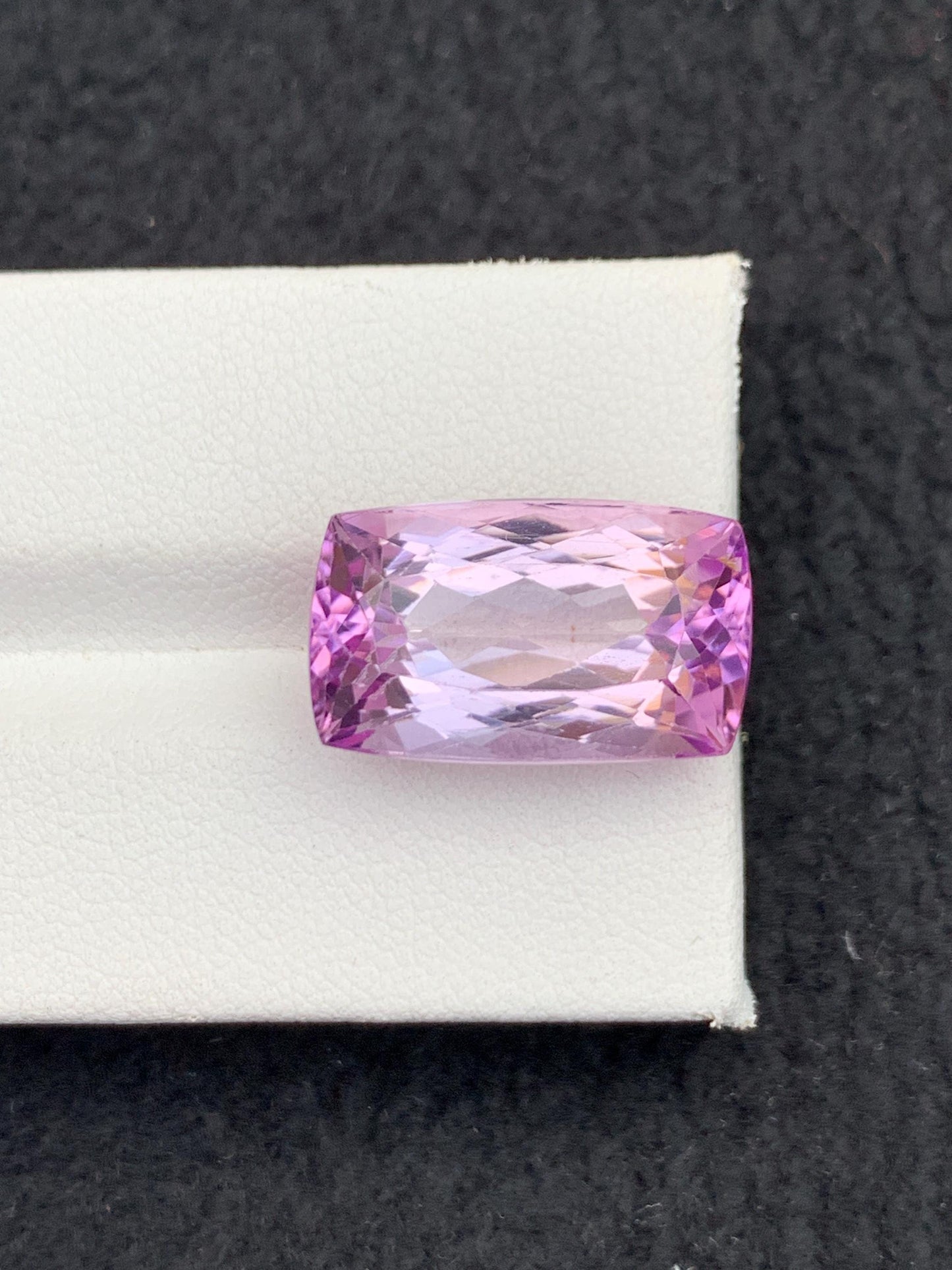 Kunzite Pink Faceted 16 ct - Fine Jewelry Gemstone