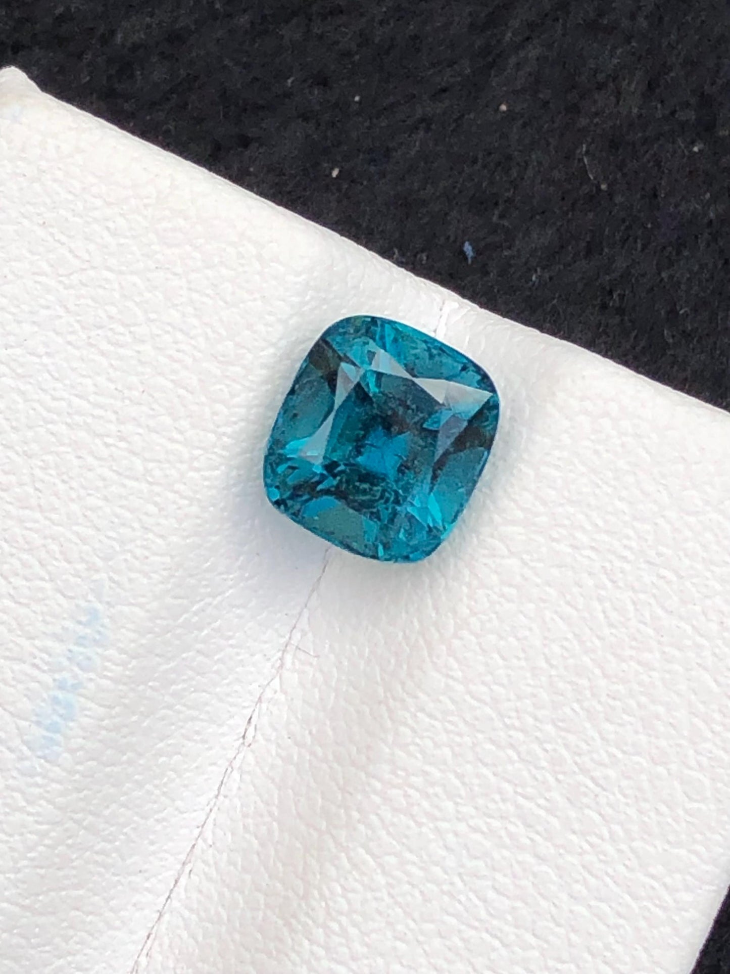 Blue Tourmaline Faceted 2.50 ct - Electric Jewelry Gemstone