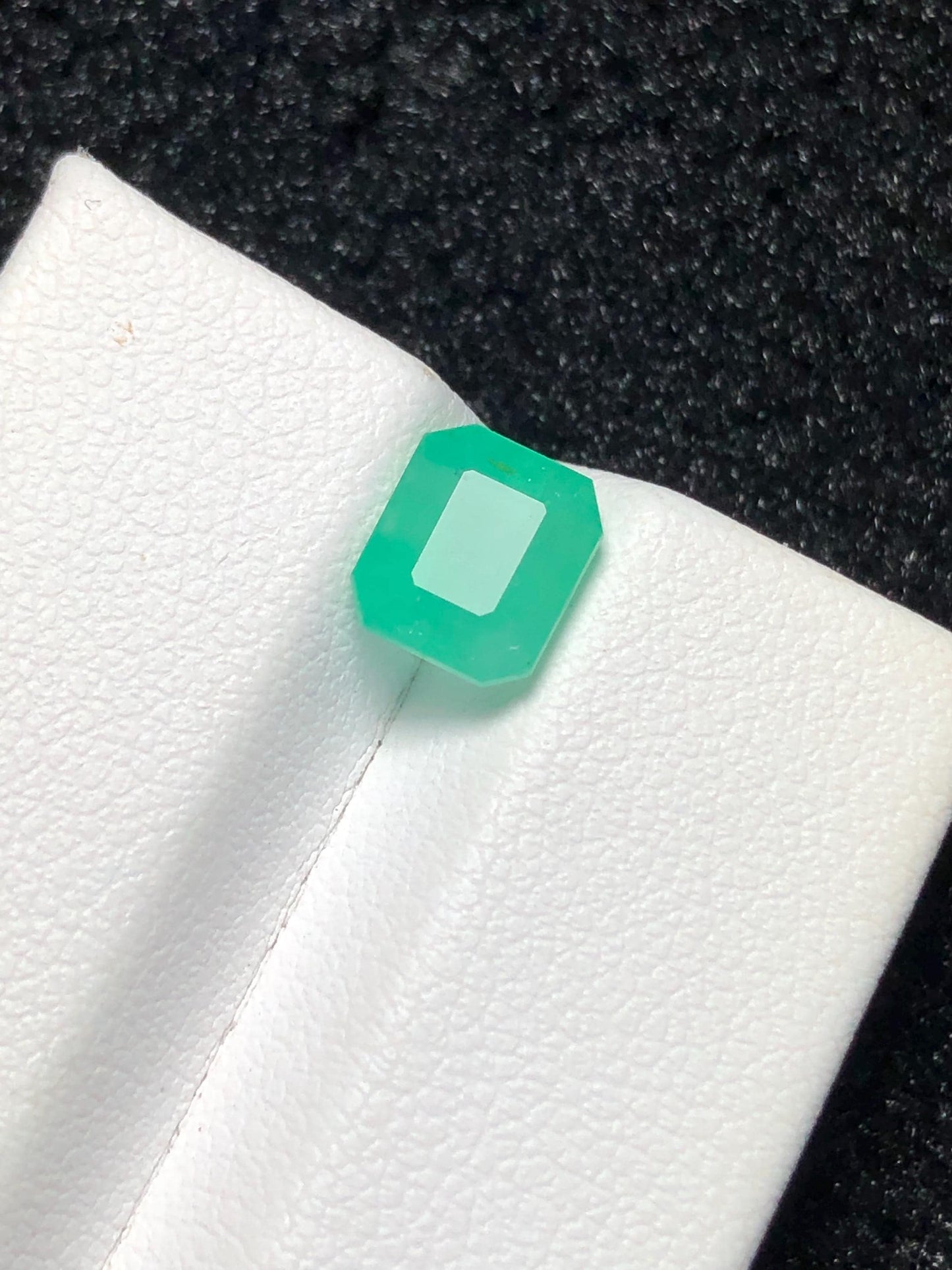 Emerald Faceted 1.85 ct - Panjsher Mine Afghanistan