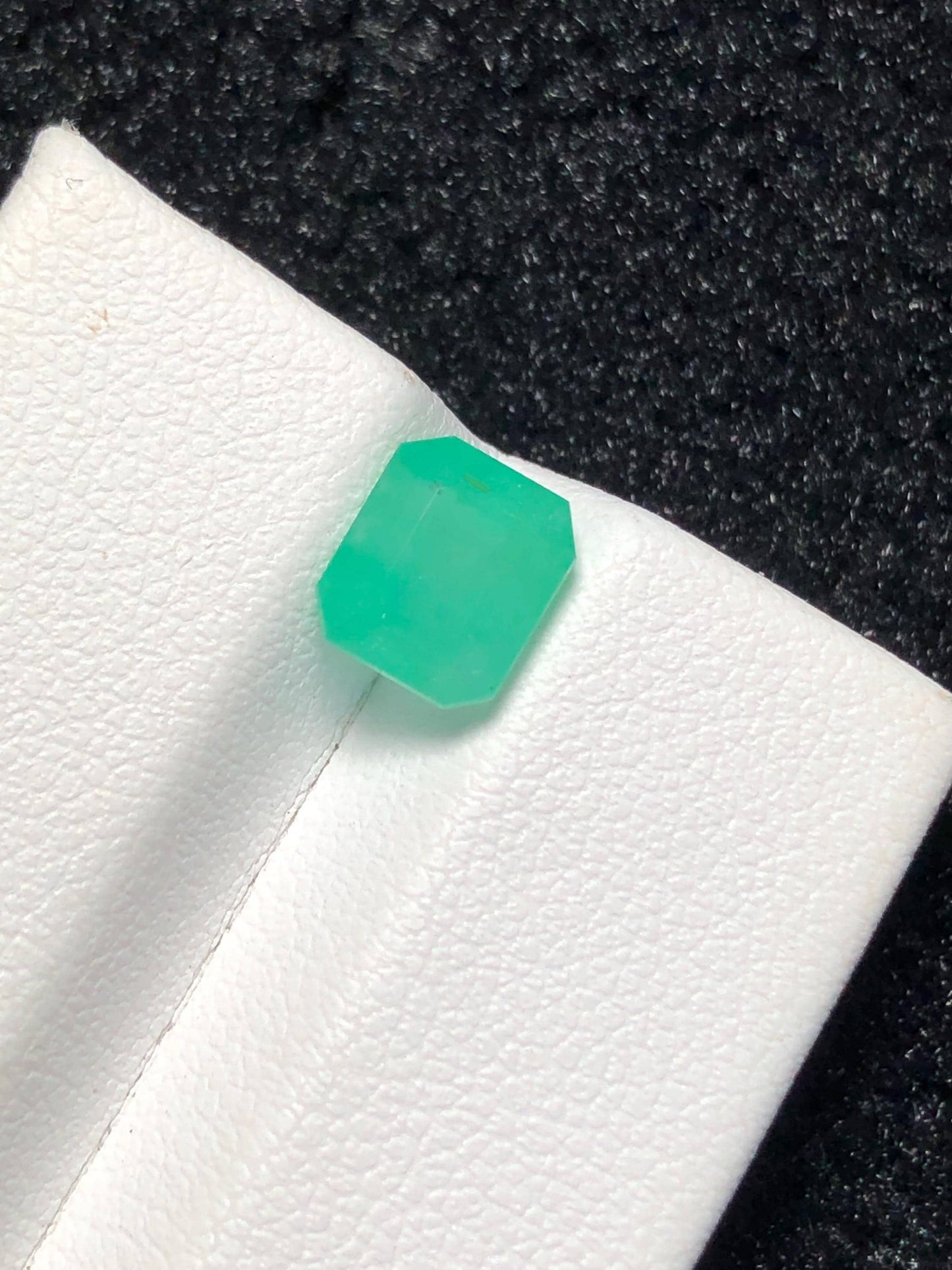 Emerald Faceted 1.85 ct - Panjsher Mine Afghanistan