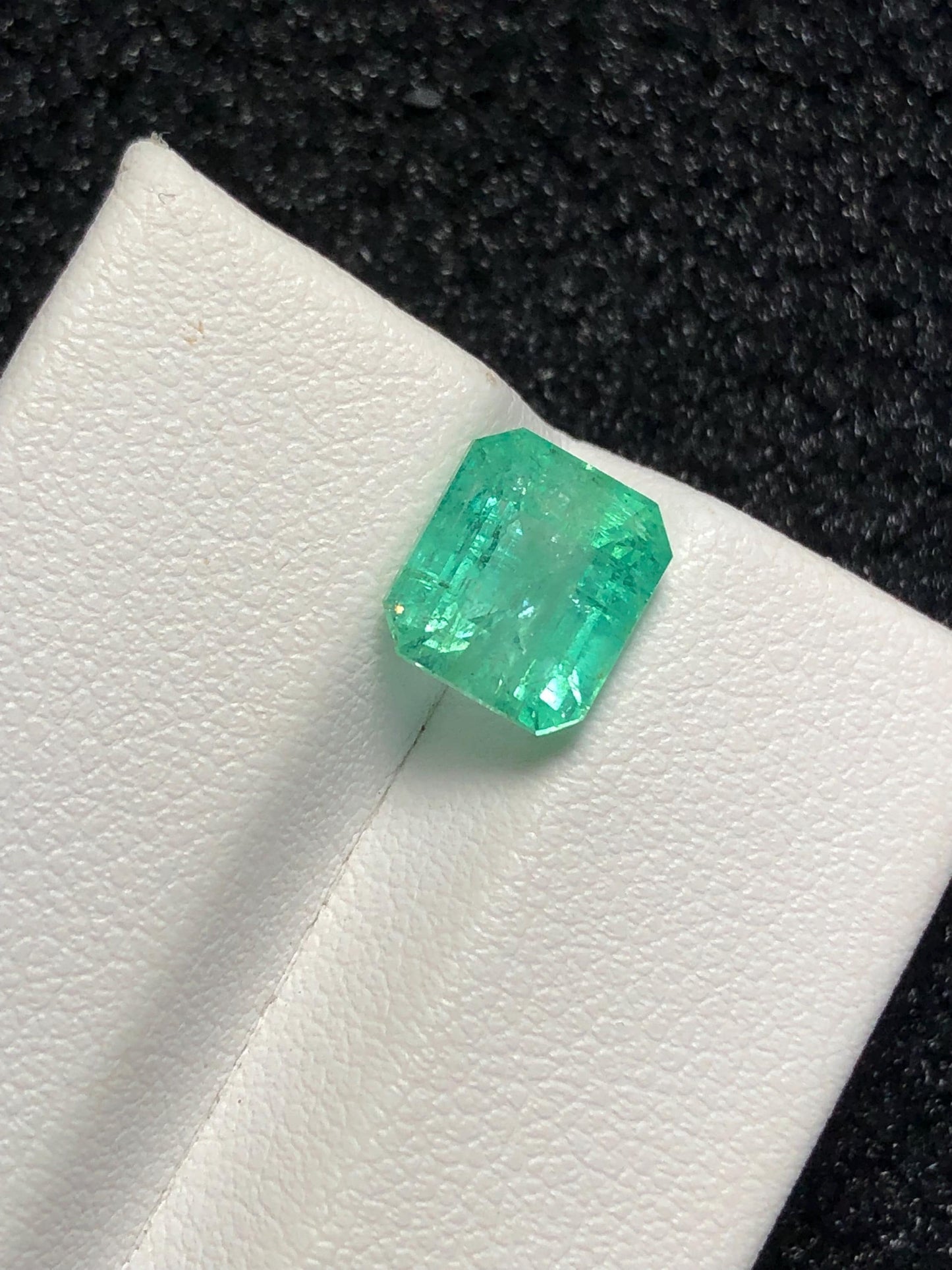 Emerald Faceted 2.65 ct - Panjsher Mine Afghanistan