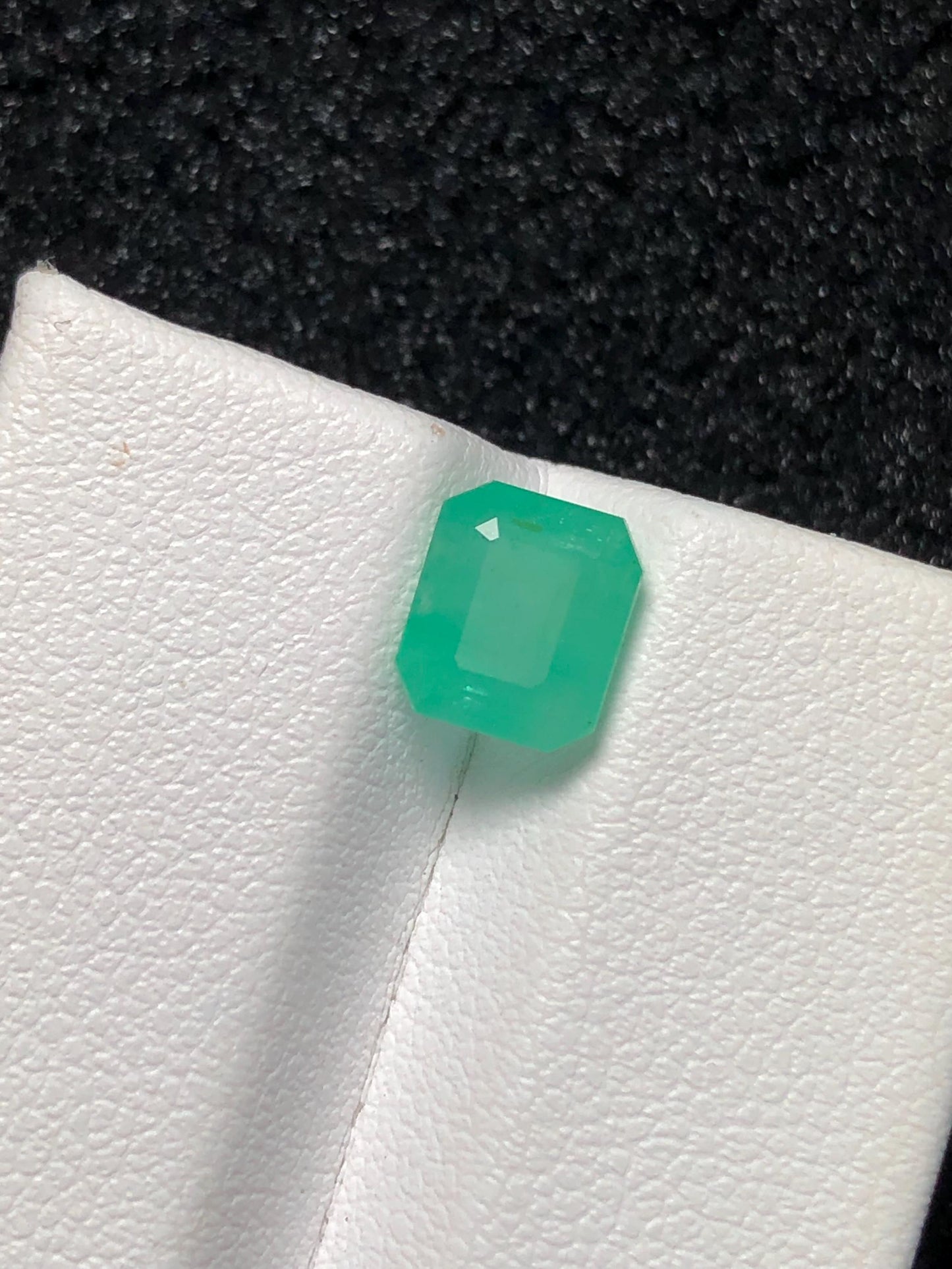Emerald Faceted 1.85 ct - Panjsher Mine Afghanistan
