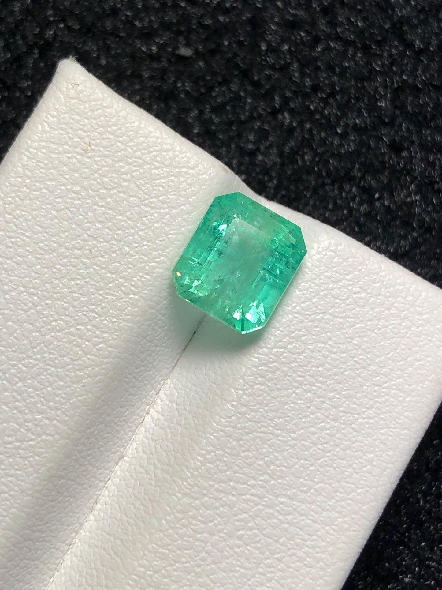 Emerald Faceted 2.65 ct - Panjsher Mine Afghanistan