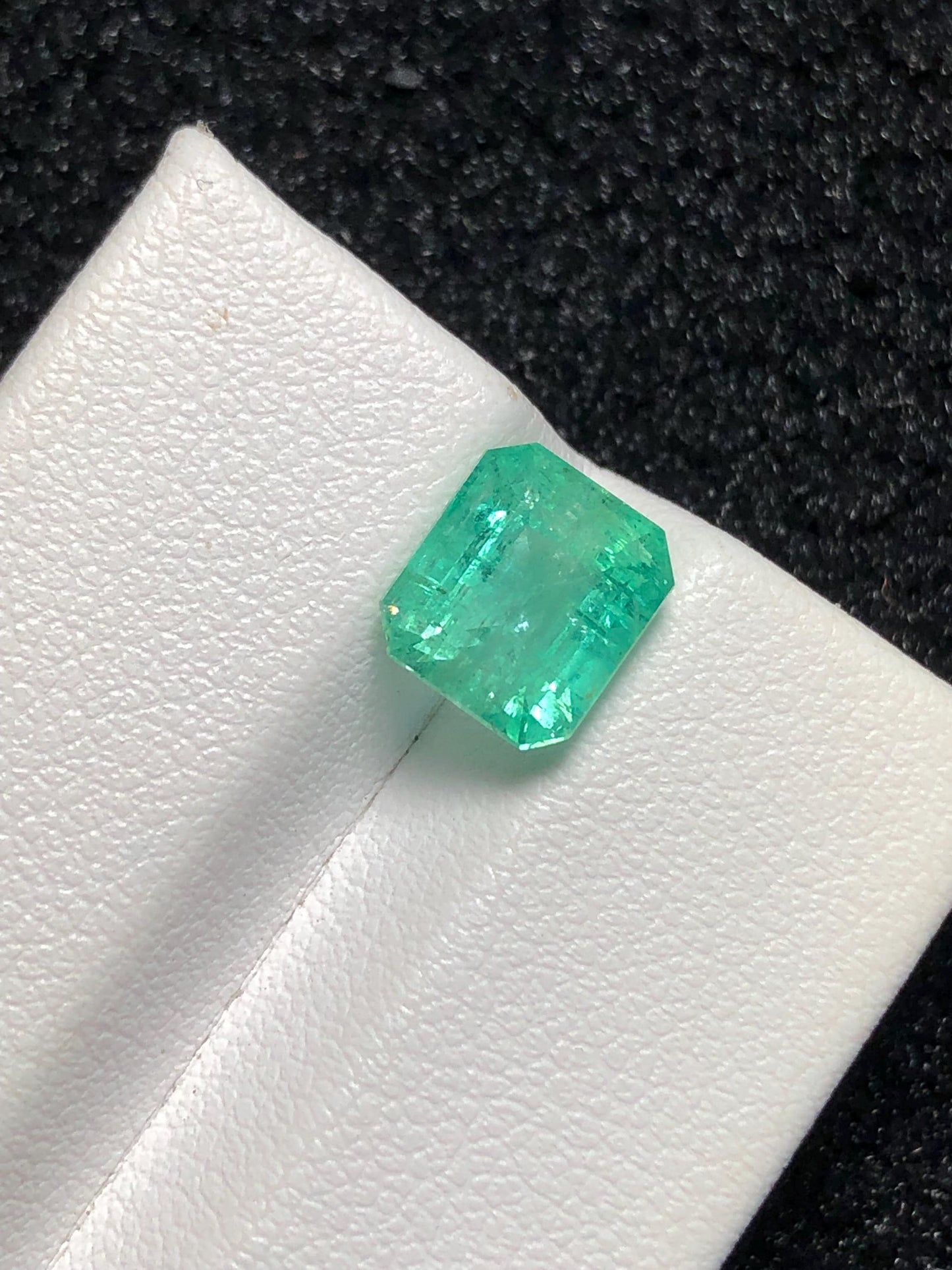 Emerald Faceted 2.65 ct - Panjsher Mine Afghanistan