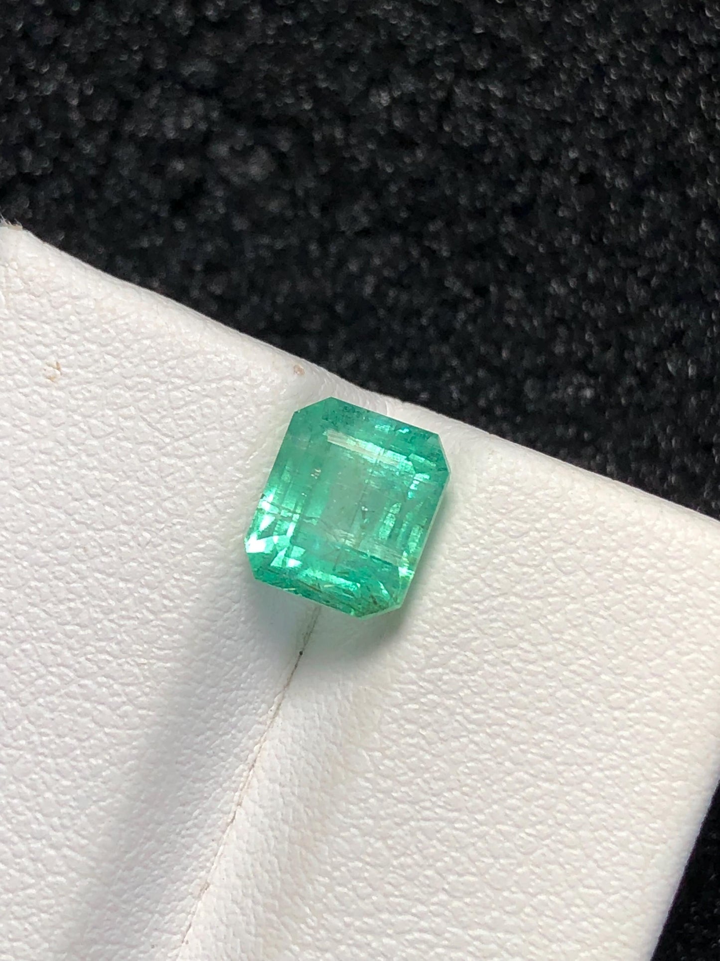 Emerald Faceted 2.35 ct - Panjsher Mine Afghanistan