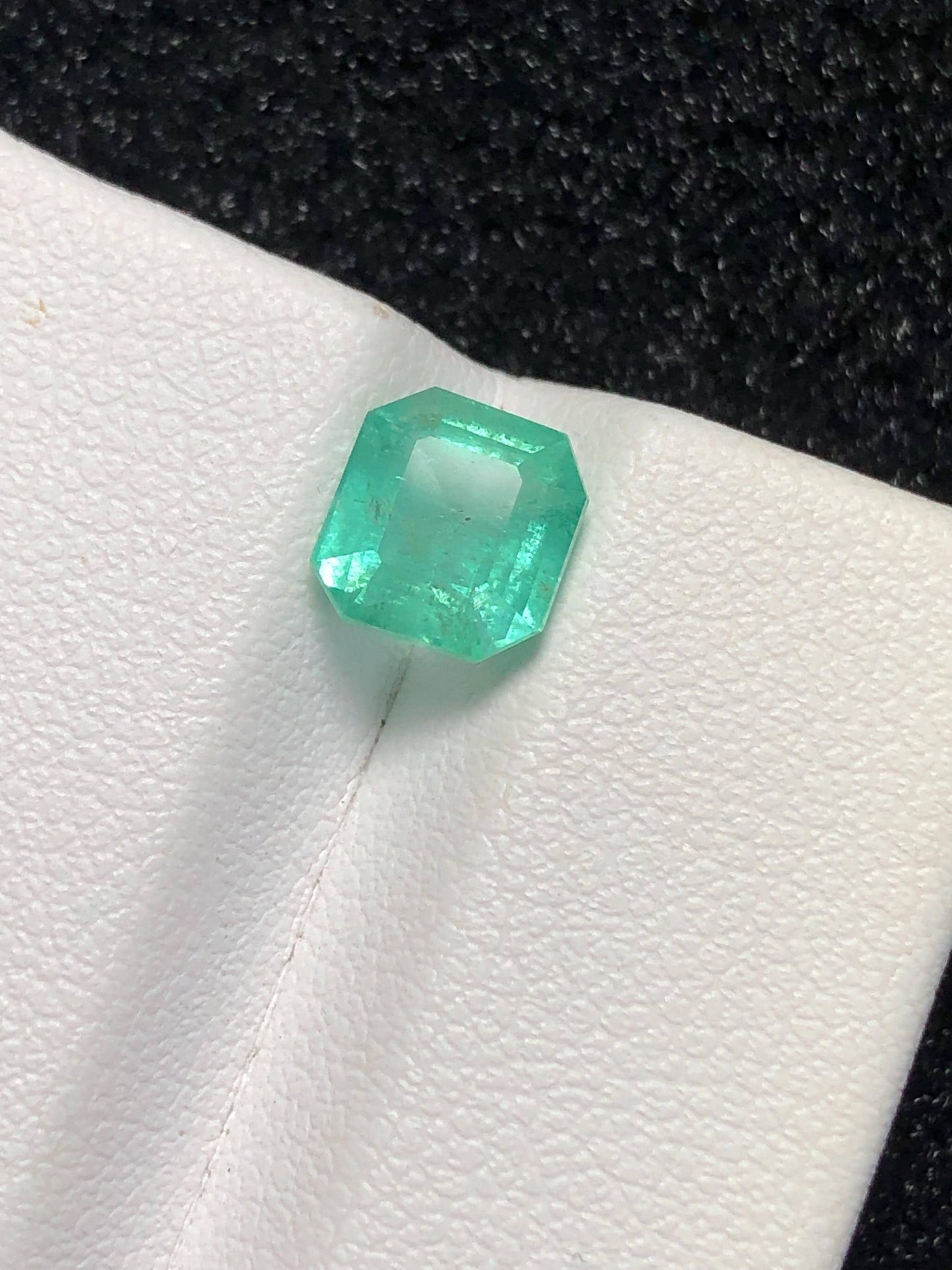 Emerald Faceted 1.75 ct - Panjsher Mine Afghanistan