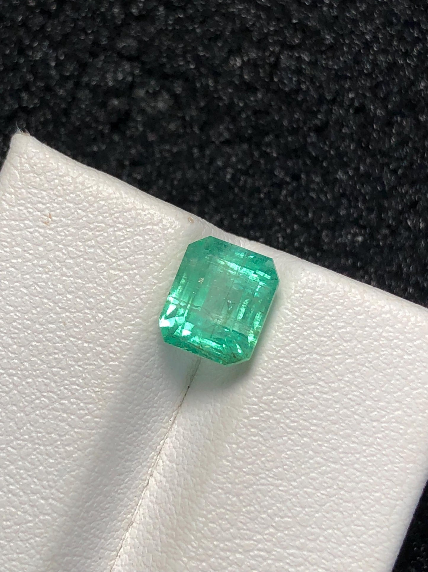 Emerald Faceted 2.35 ct - Panjsher Mine Afghanistan