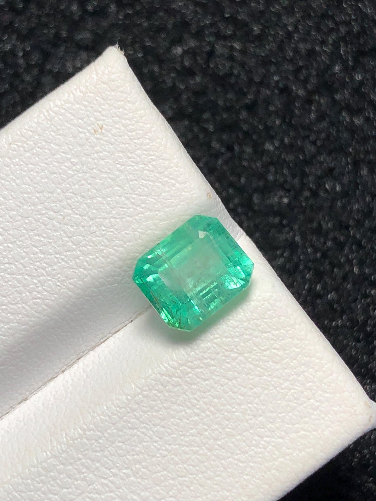 Emerald Faceted 2.35 ct - Panjsher Mine Afghanistan