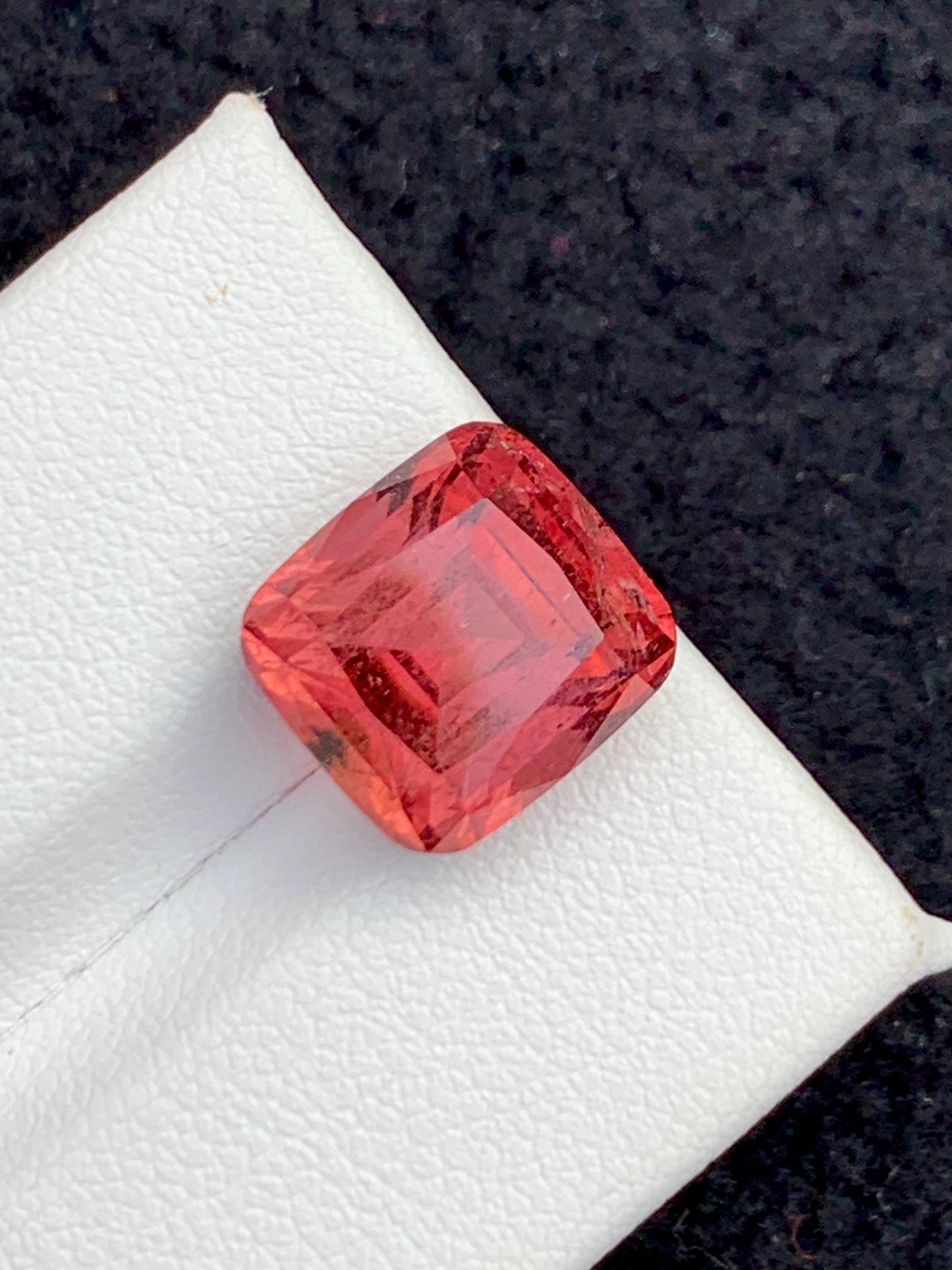 Peachy Red Tourmaline Faceted 7.85 ct - Statement Jewelry Accent