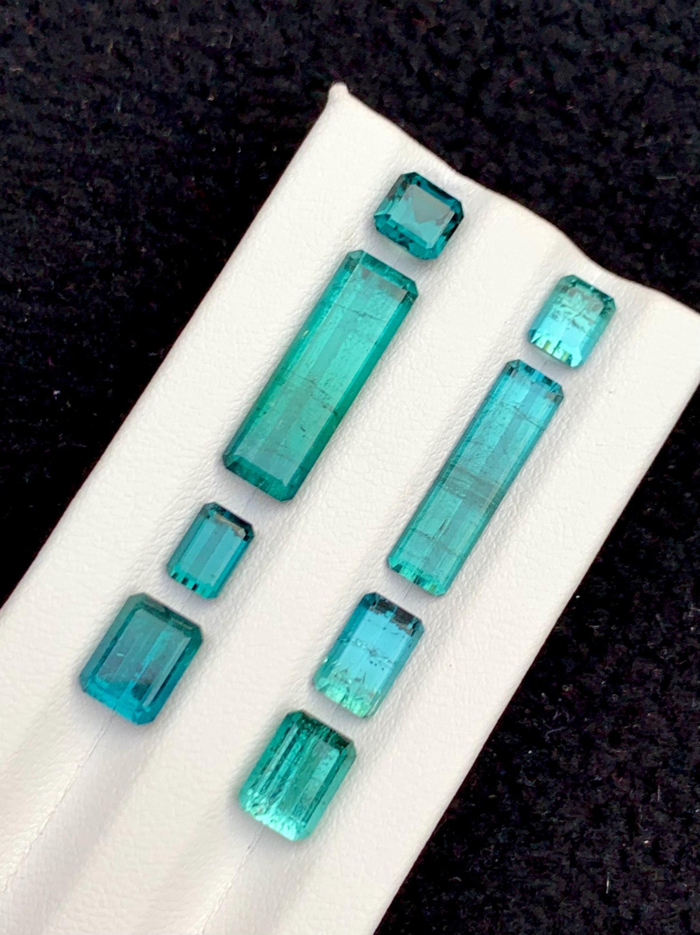 Blue Tourmaline Faceted Lot 17.90 ct - Loose Jewelry Parcel