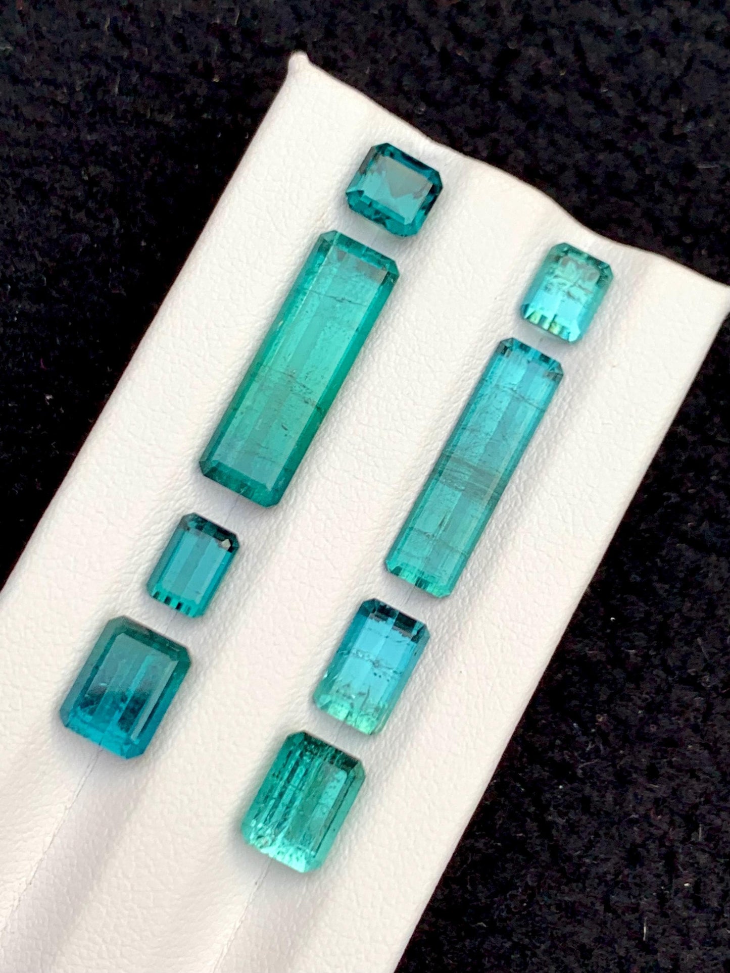 Blue Tourmaline Faceted Lot 17.90 ct - Loose Jewelry Parcel