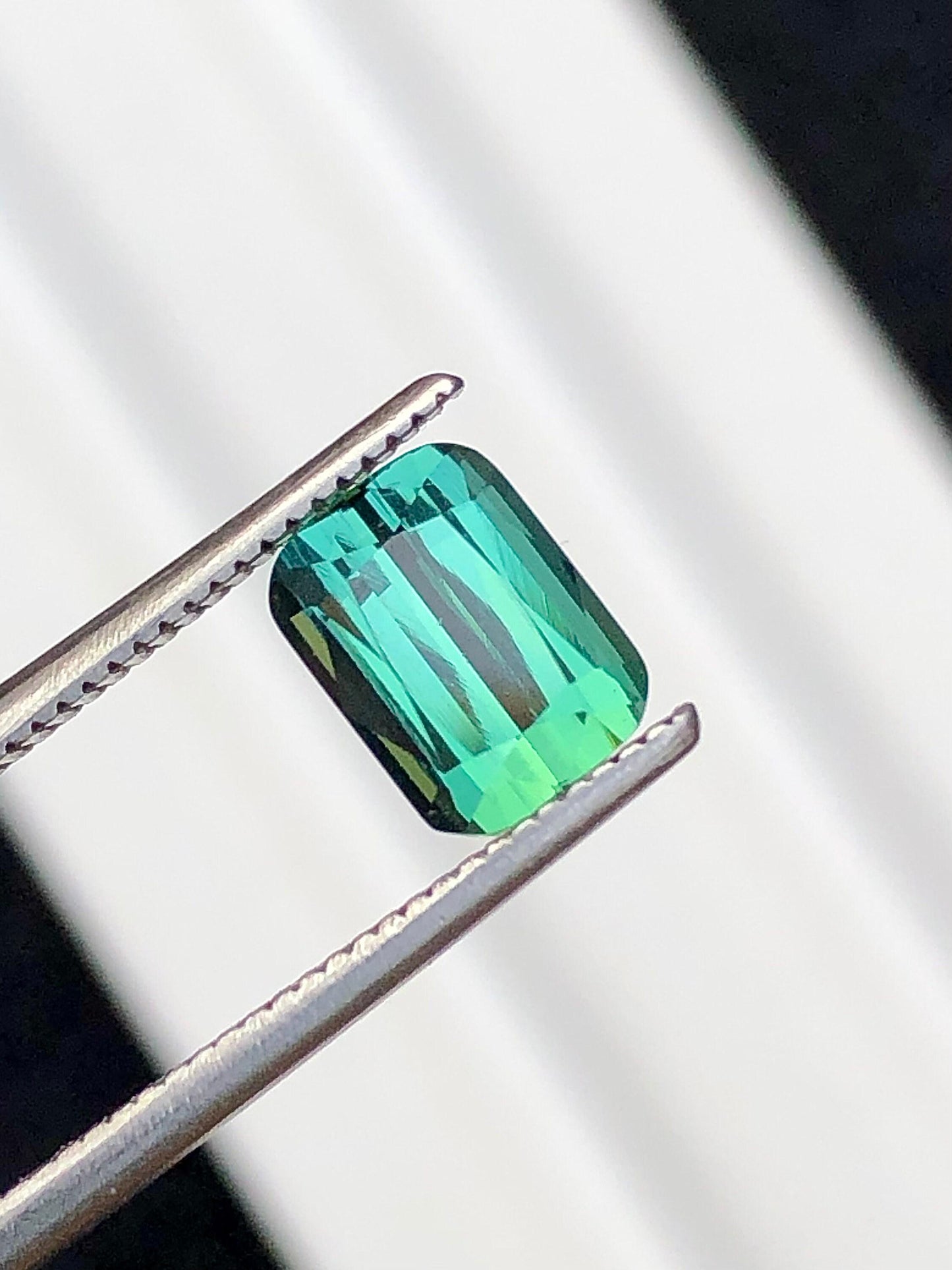 Blue Green Tourmaline Faceted 1.30 ct - Calibrated Ring Size