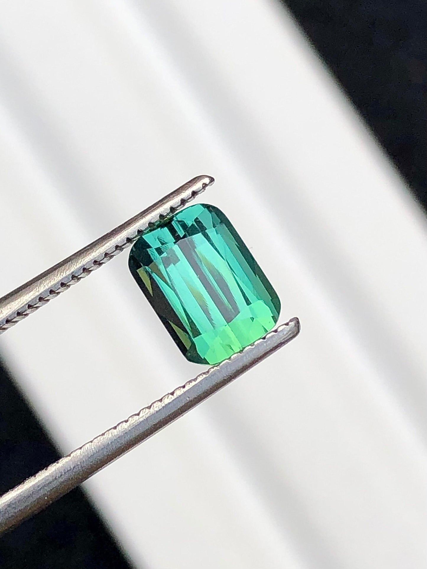 Blue Green Tourmaline Faceted 1.30 ct - Calibrated Ring Size