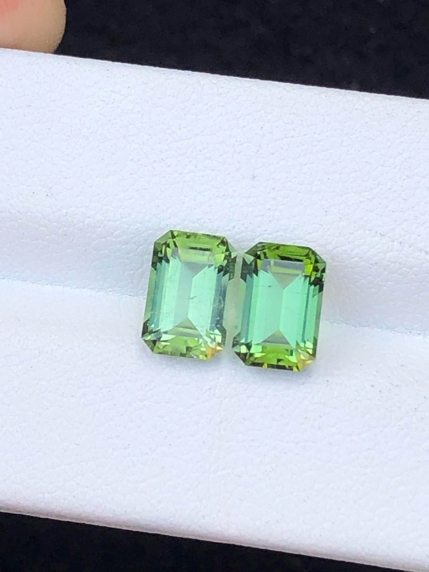 Green Tourmaline Faceted Pair 4 ct - Earrings Matching Stones