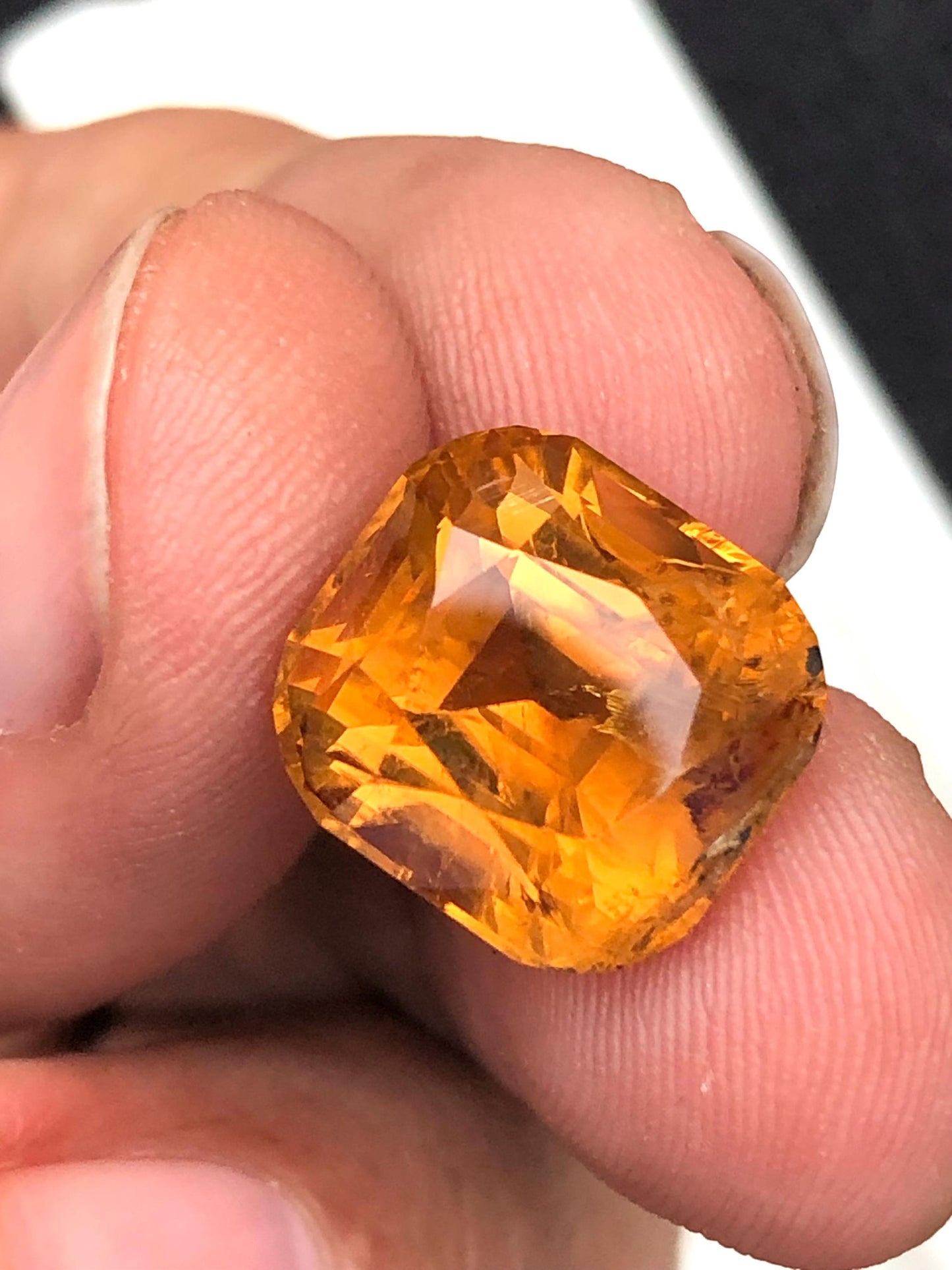 Peach Tourmaline Faceted 12 ct - Pendant Jewelry Highlight