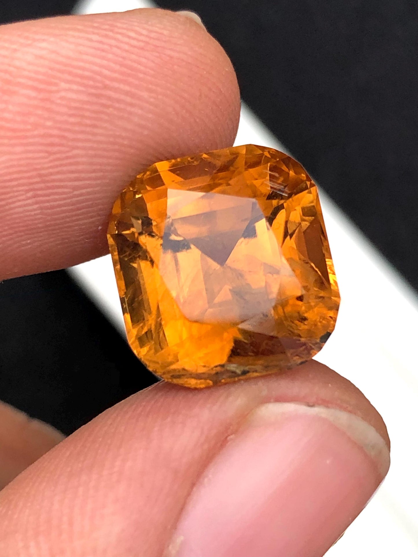 Peach Tourmaline Faceted 12 ct - Pendant Jewelry Highlight