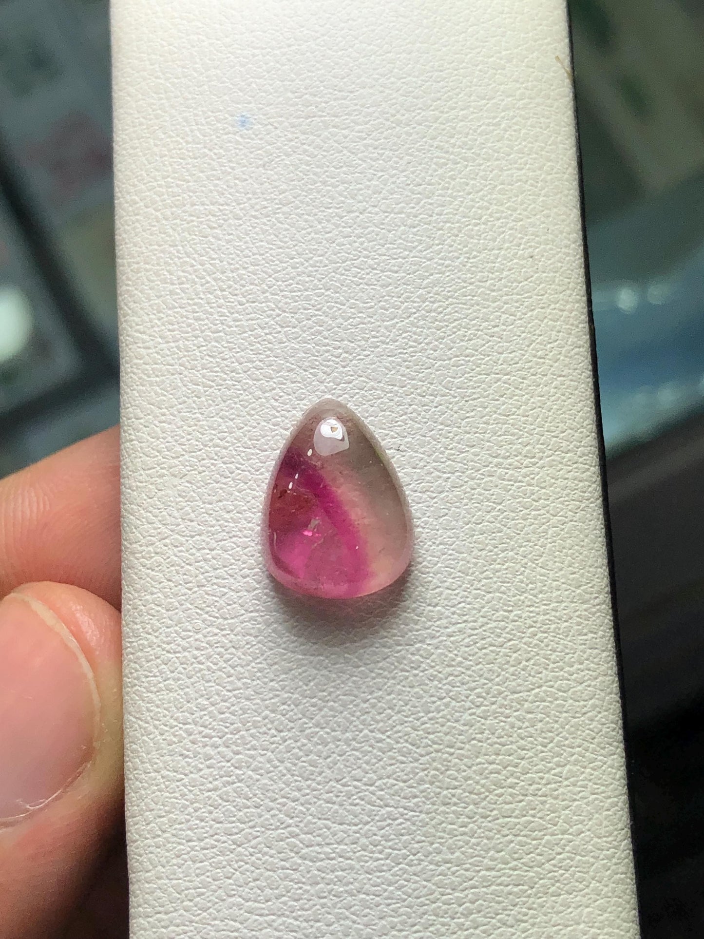 Bi Colour Tourmaline Cabochon 5.50 ct - Pendant Jewelry Design