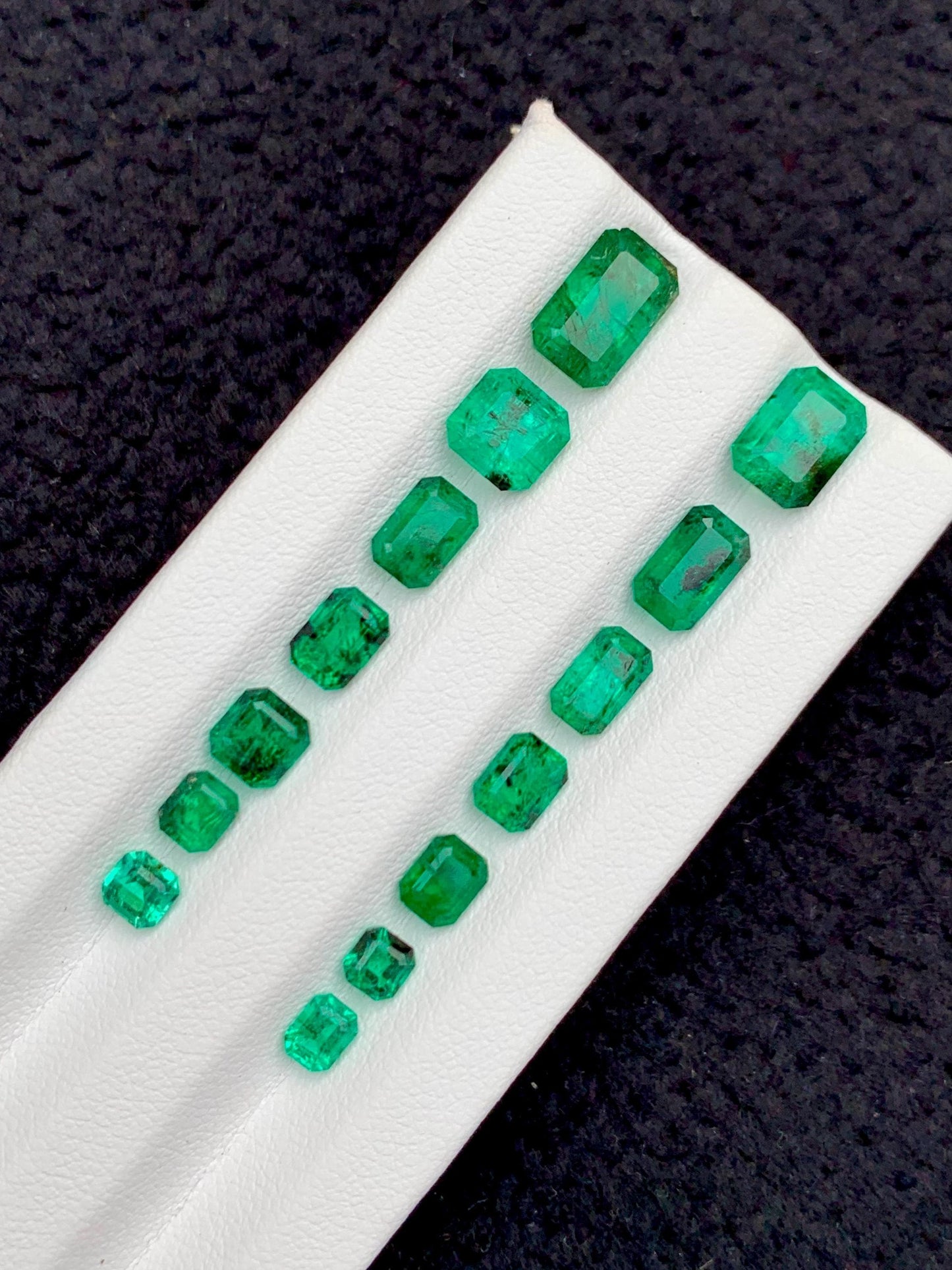 Emerald Faceted 10.50 ct - Swat Mines Engagement Jewelry