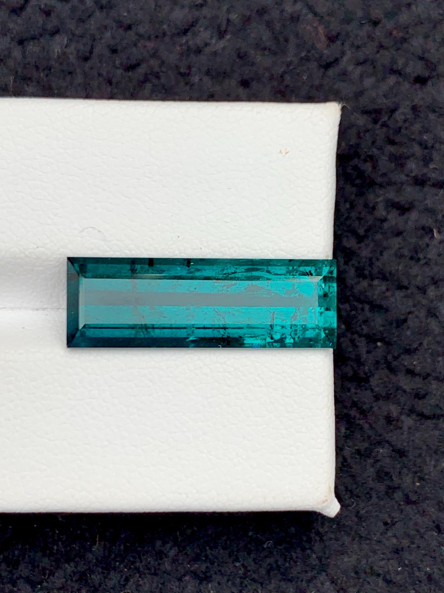 Indicolite Tourmaline Faceted 8.55 ct - Fine Jewelry Accent