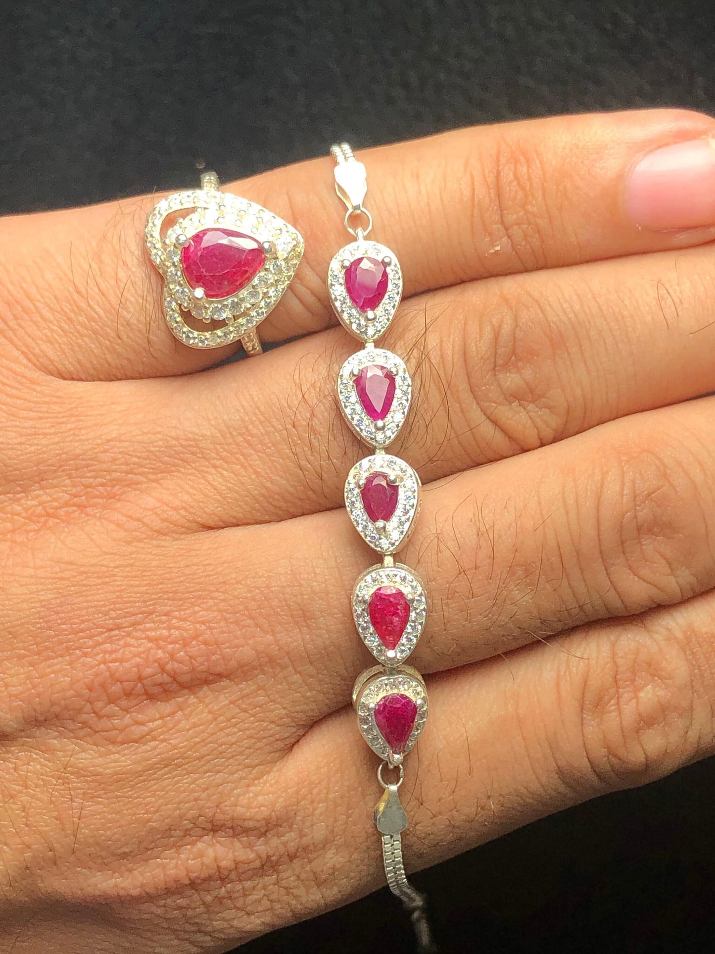 مجموعة خاتم وسوار من الياقوت، فضة 925، منجم جاغدالي.