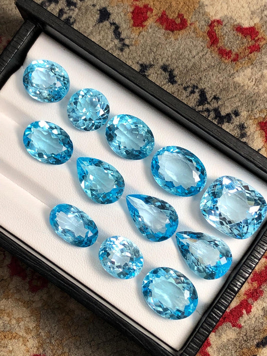 Swiss Topaz Faceted Lot 157 ct - 12 Piece Jewelry Parcel