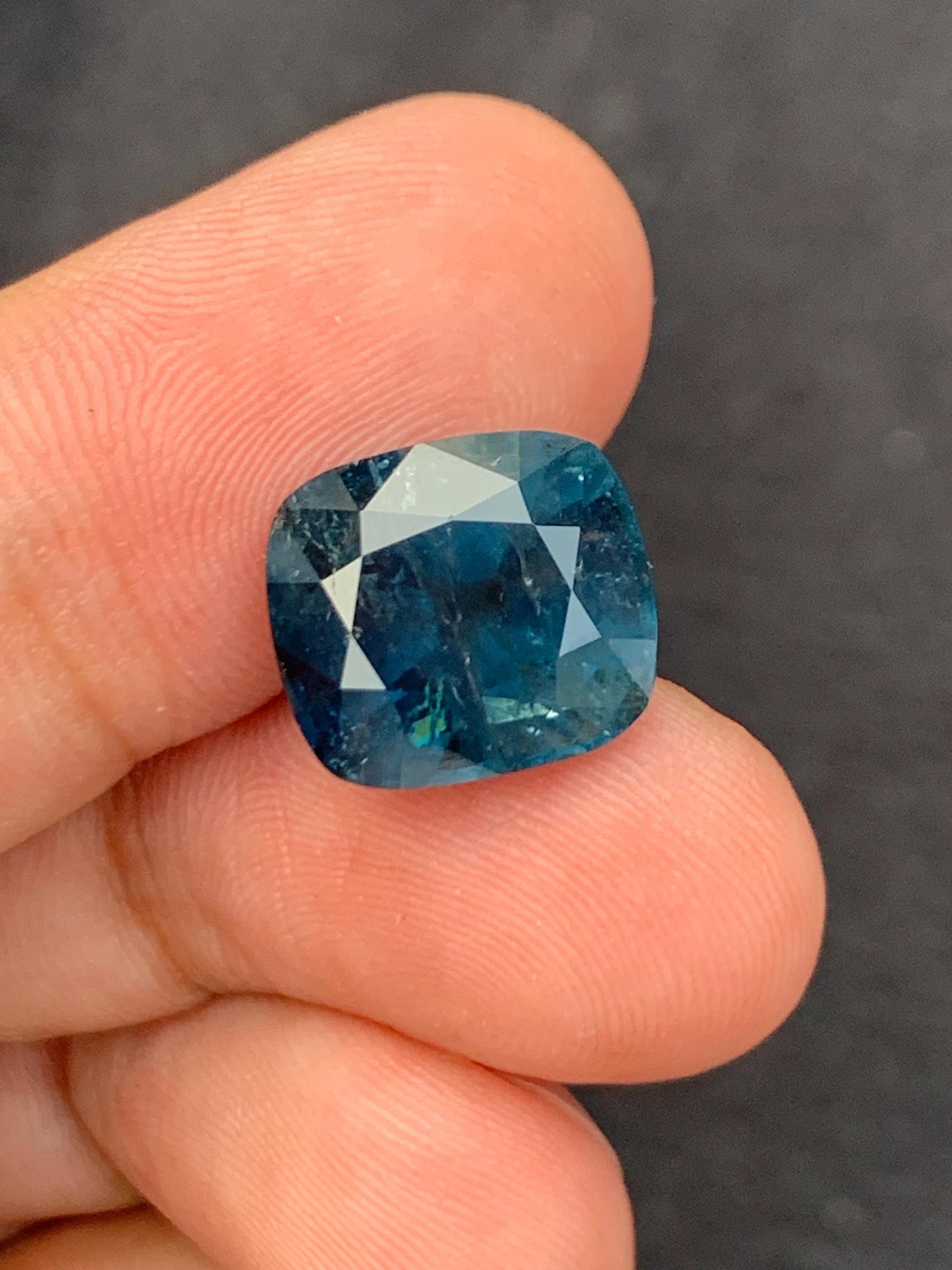 Indicolite Tourmaline Faceted 8.30 ct - Collector Jewelry Stone