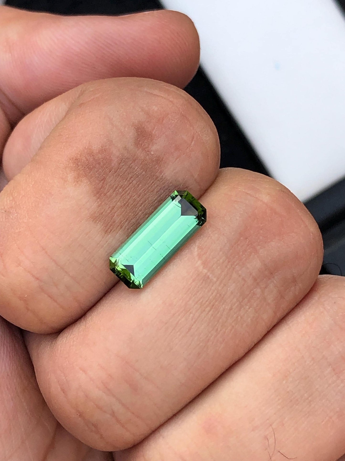 Green Tourmaline Faceted 2.80 ct - Calibrated Cut for Setting